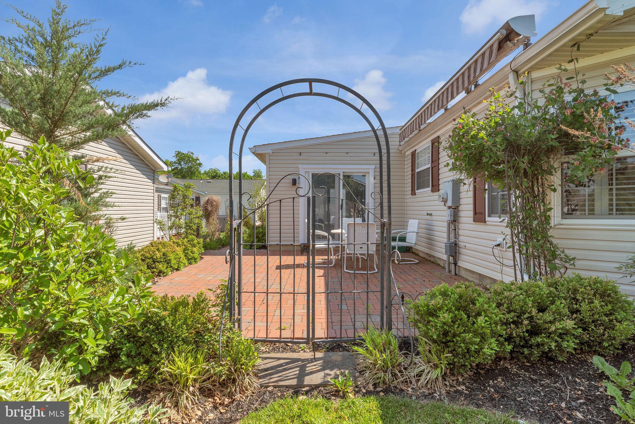 BUCKINGHAM SPRINGS - Residential