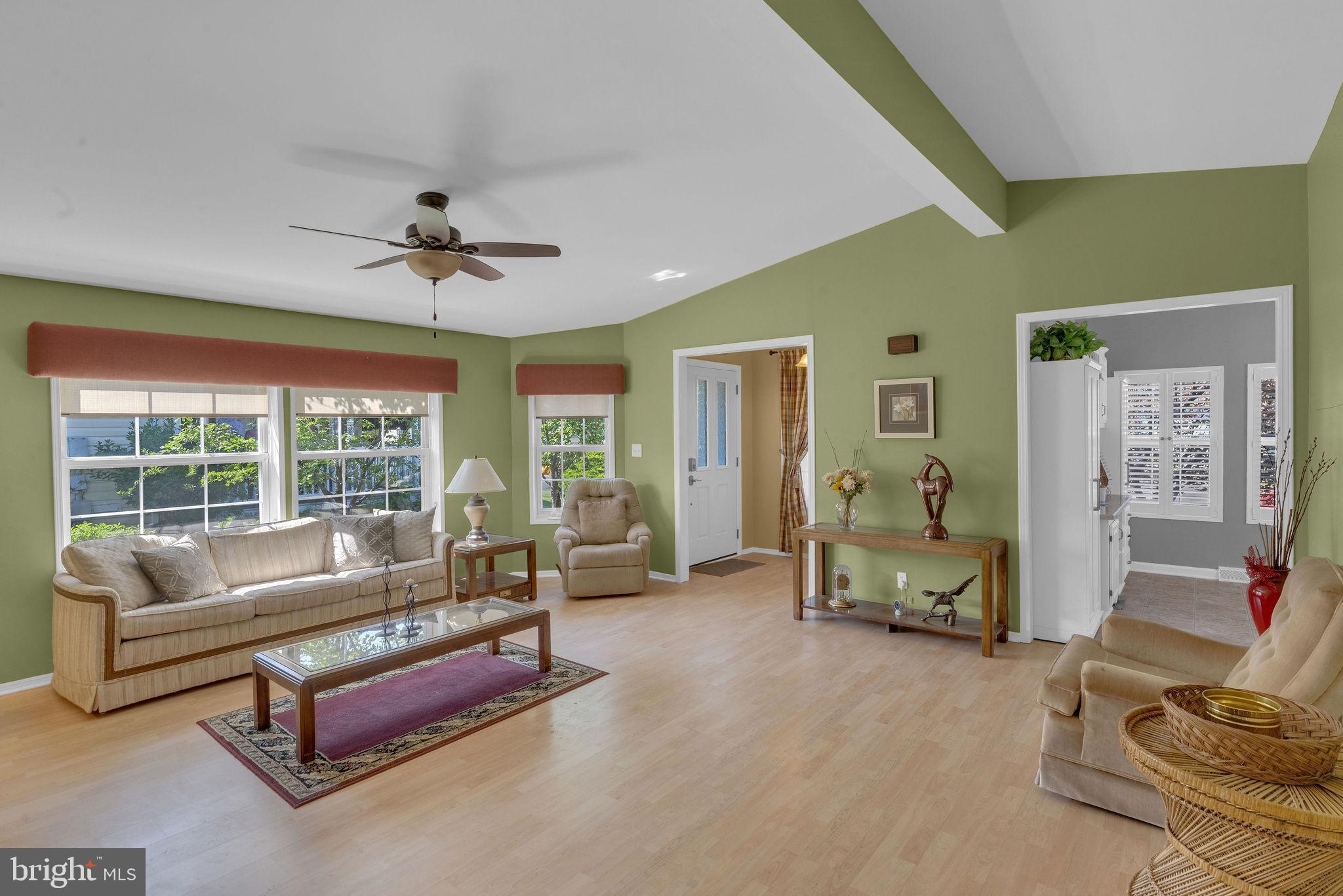 222 THRUSH CIRCLE