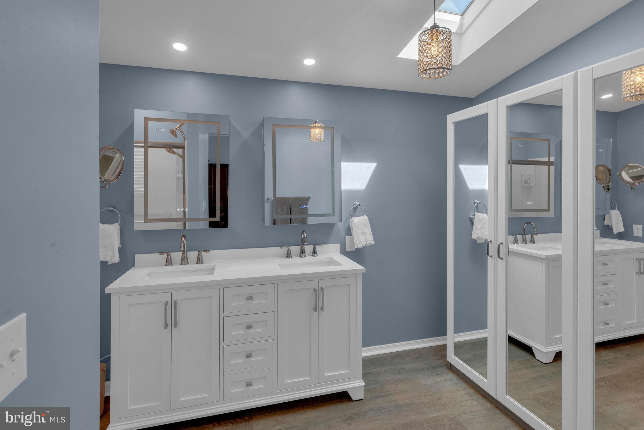 BUCKINGHAM SPRINGS - Residential
