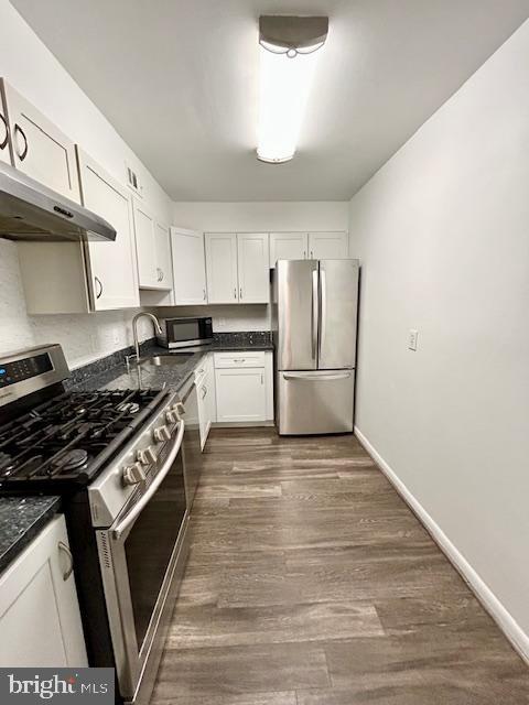 WEST SPRING - Residential Lease