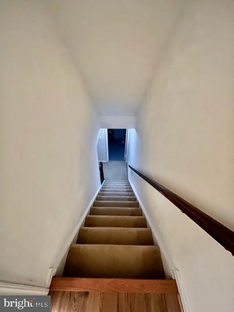 MILL CREEK SOUTH - Residential Lease