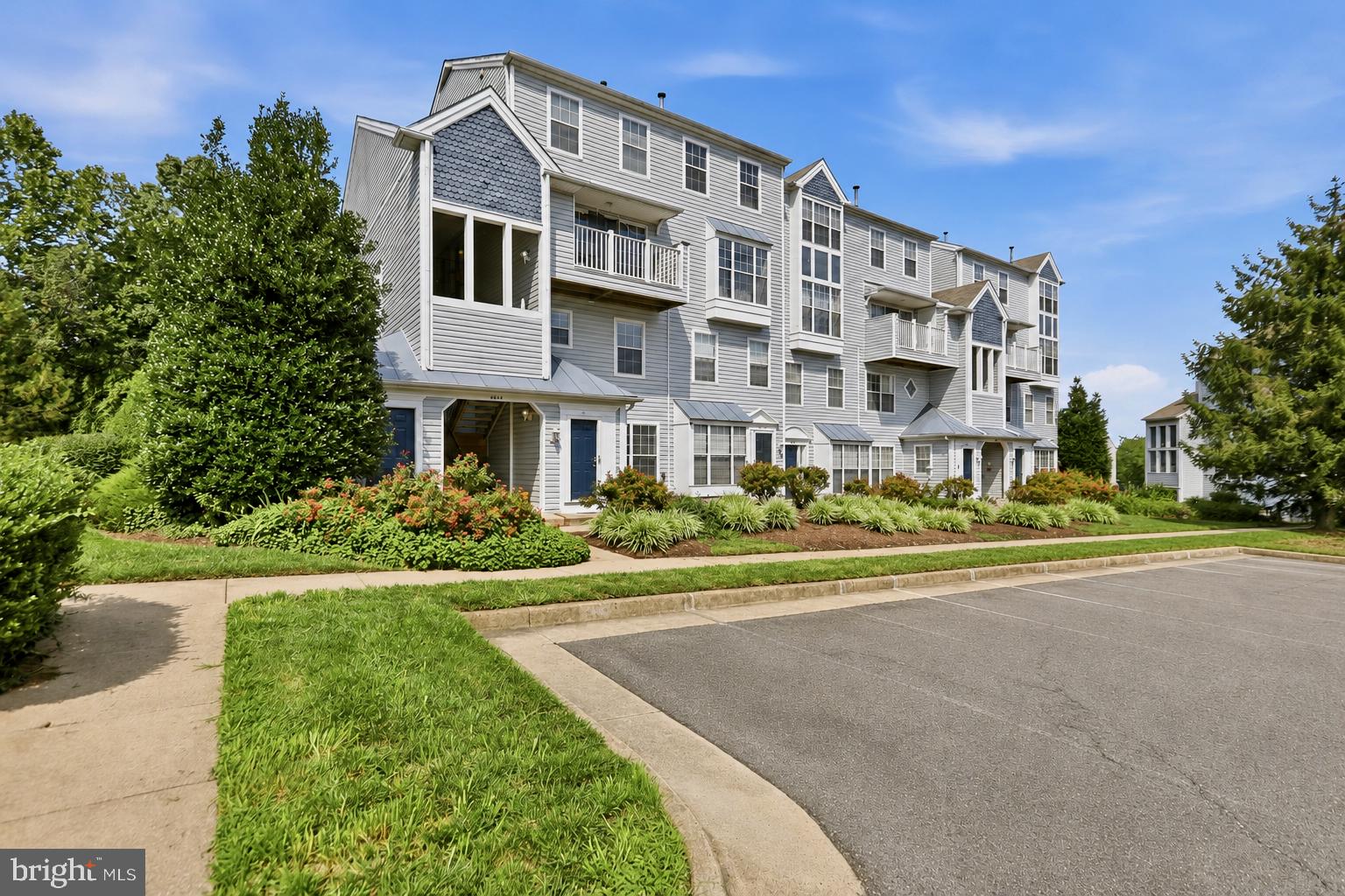 3842 CLORE PLACE 3842