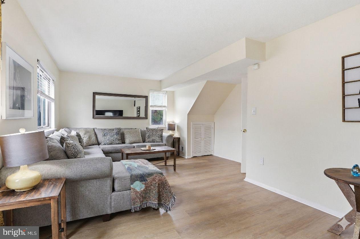 CIPRIANO WOODS - Residential