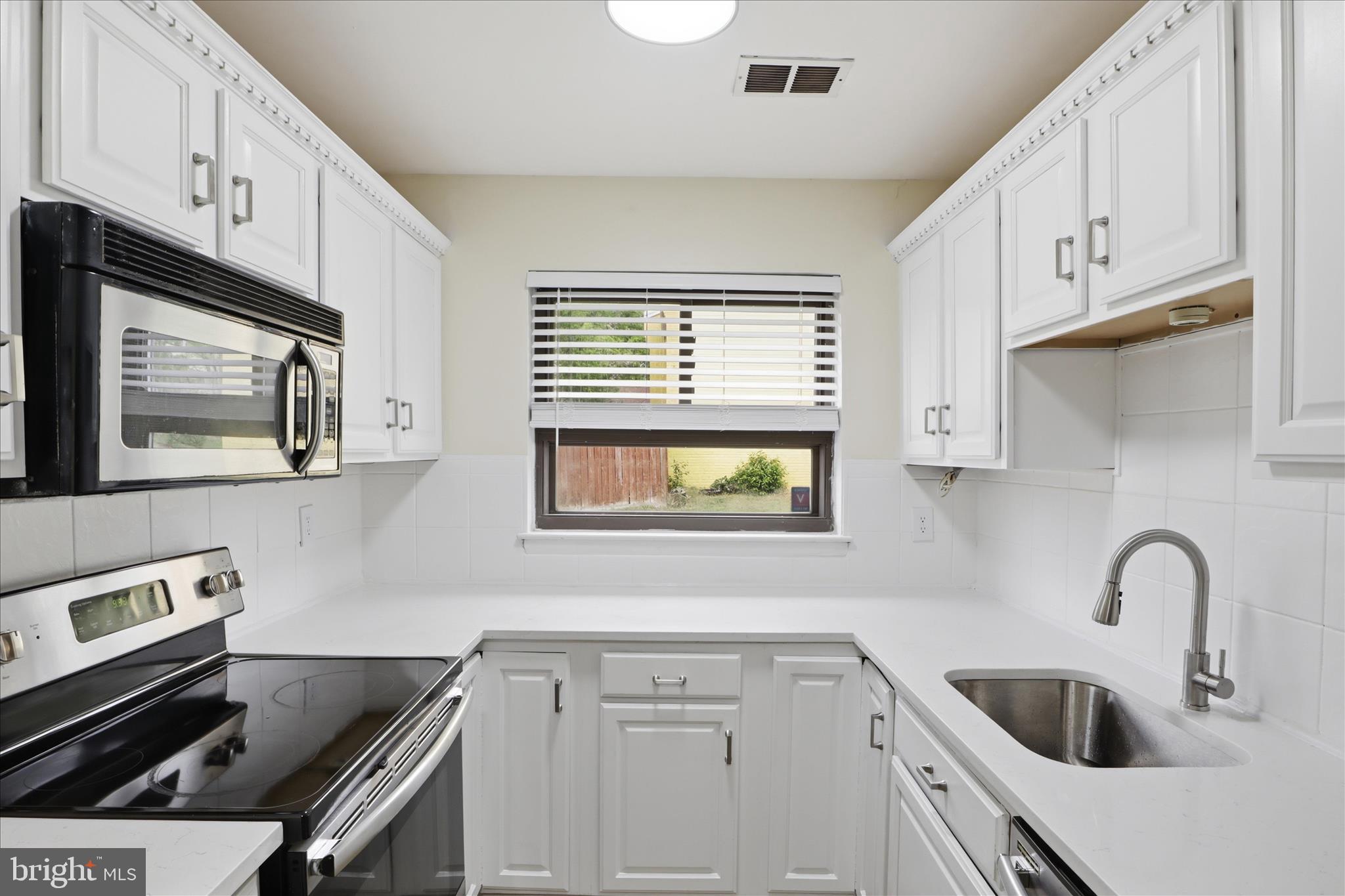 CIPRIANO WOODS - Residential