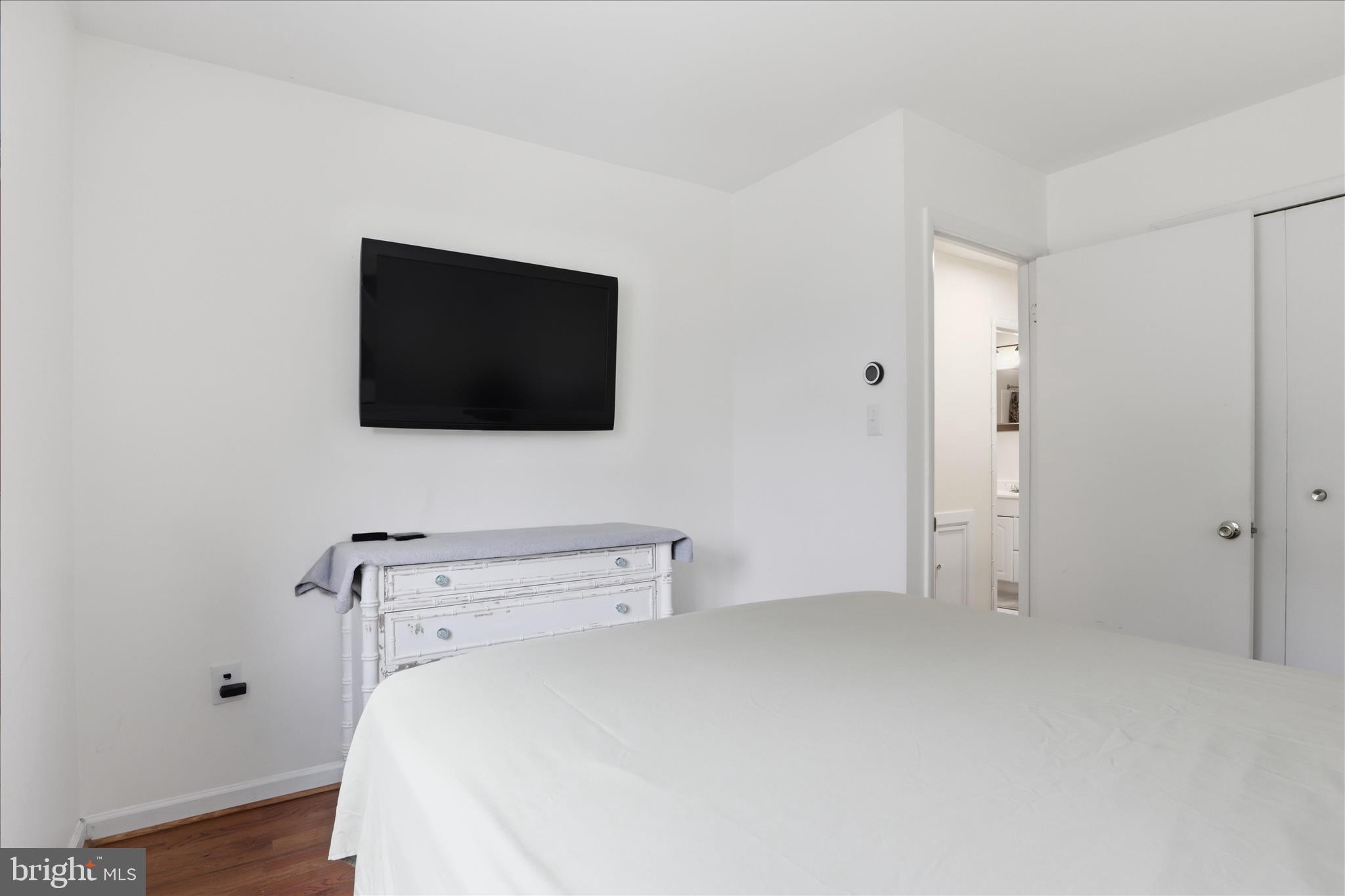 CIPRIANO WOODS - Residential