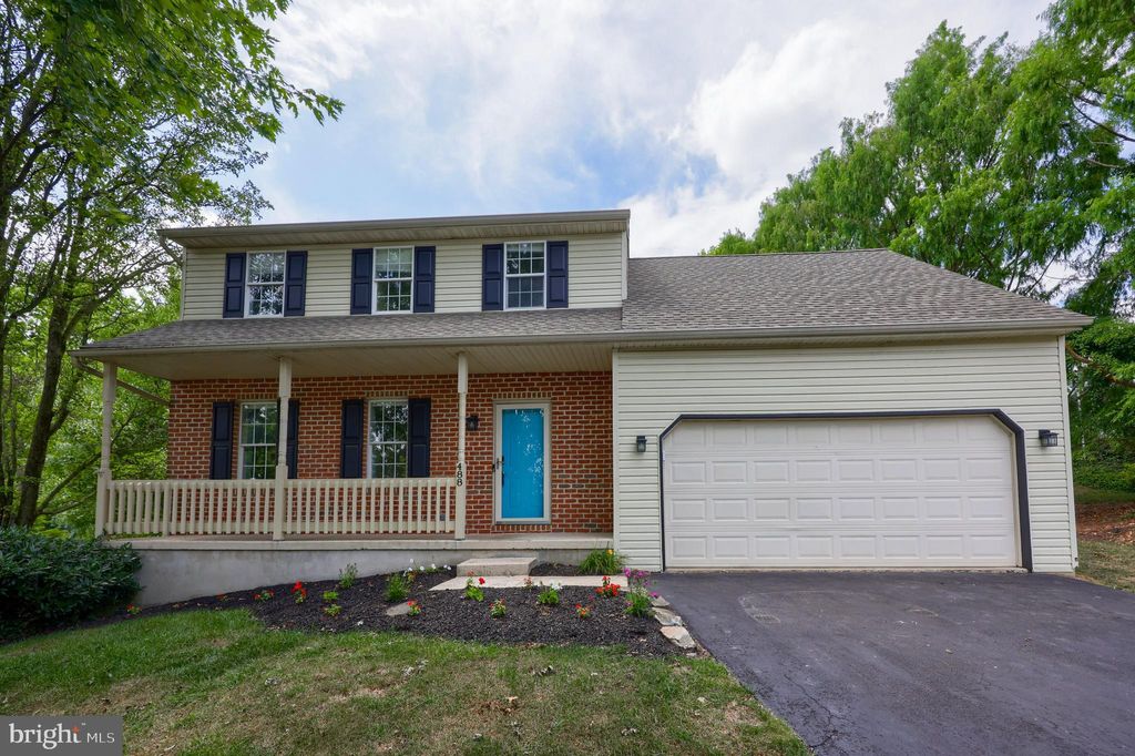 Photo of 488 Lancer Dr, Columbia, PA 17512 (MLS # PALA2054390)