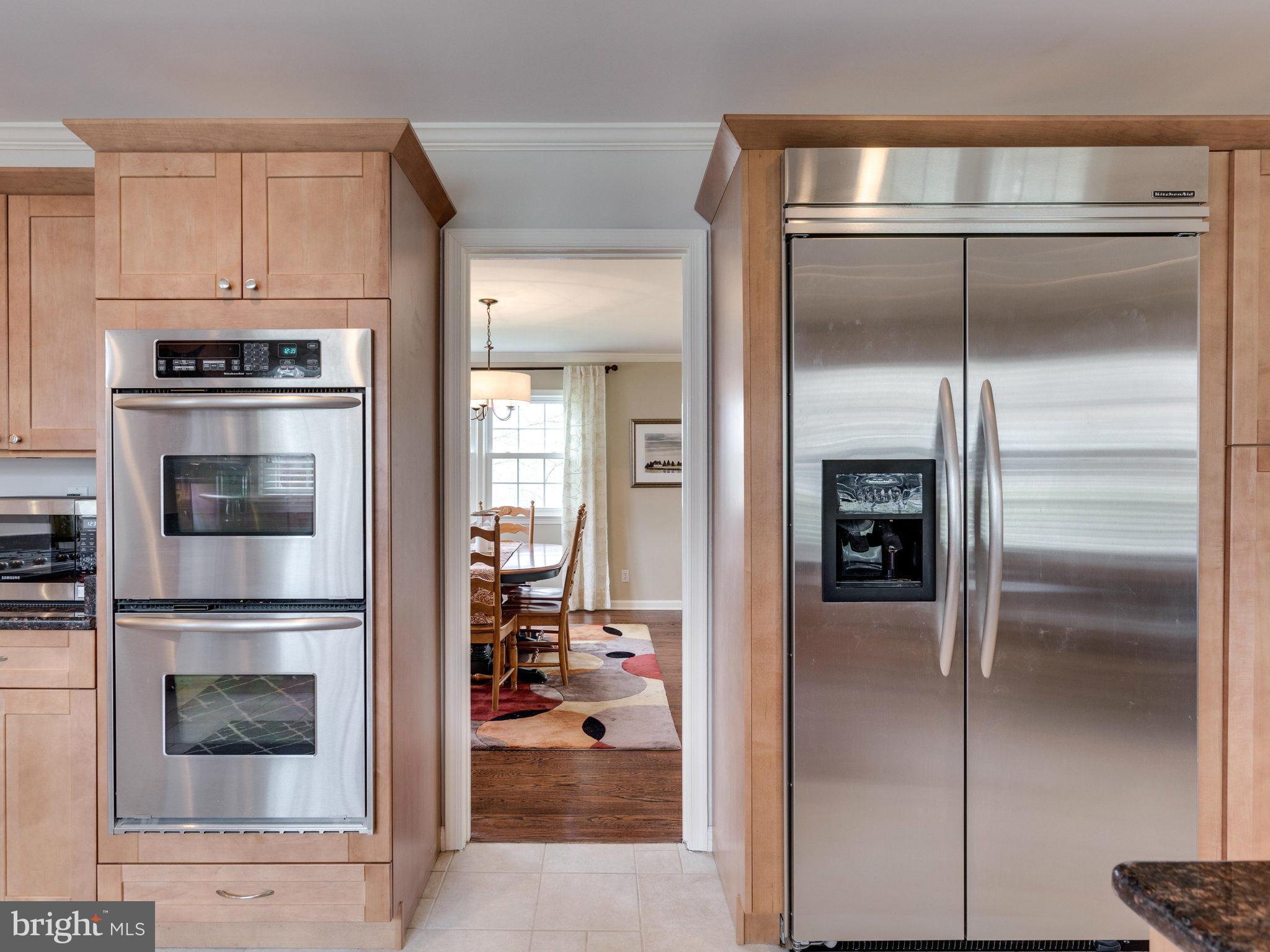 LAKE RIDGE - Residential