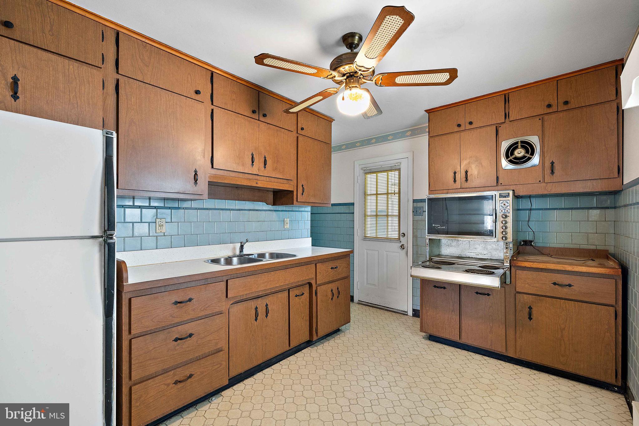 LESTER - Residential