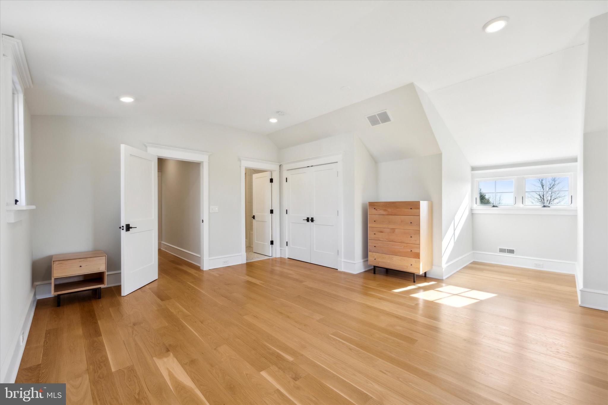 DOYLESTOWN BORO - Residential