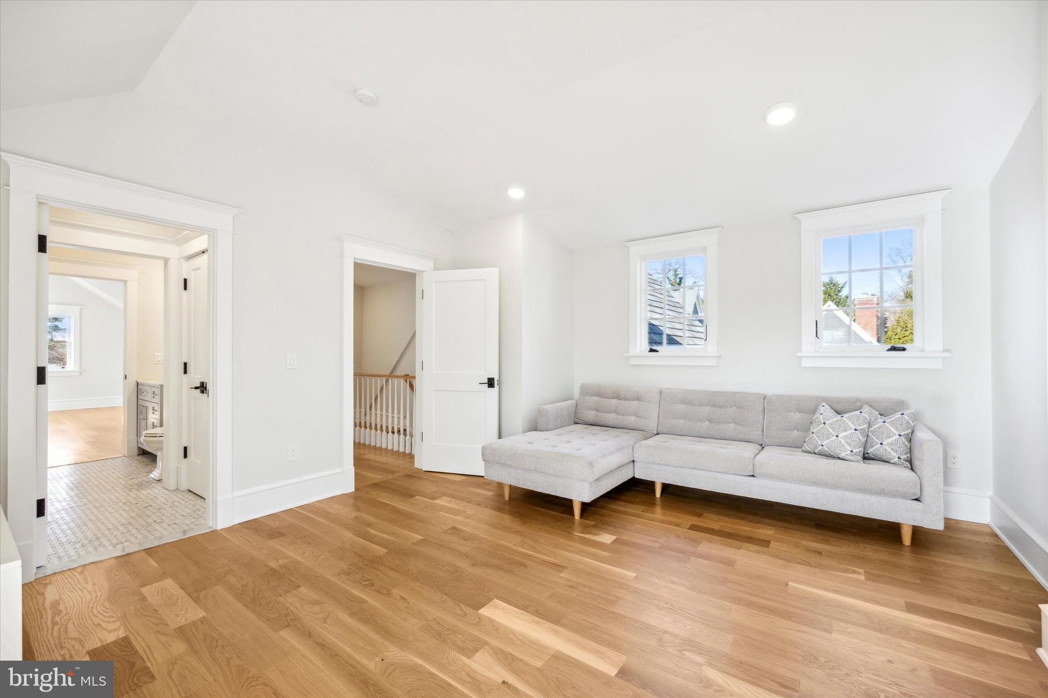 DOYLESTOWN BORO - Residential