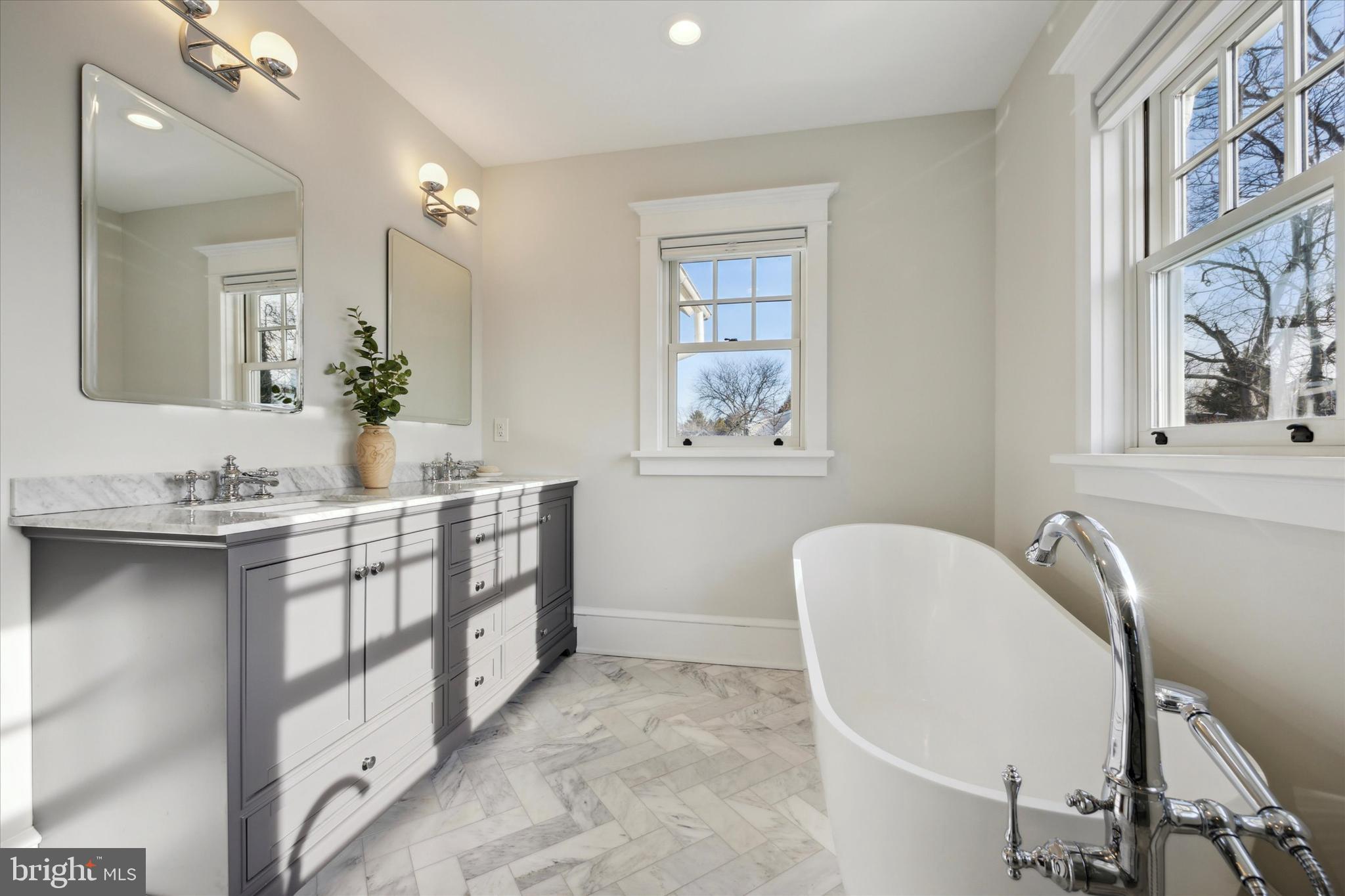 DOYLESTOWN BORO - Residential