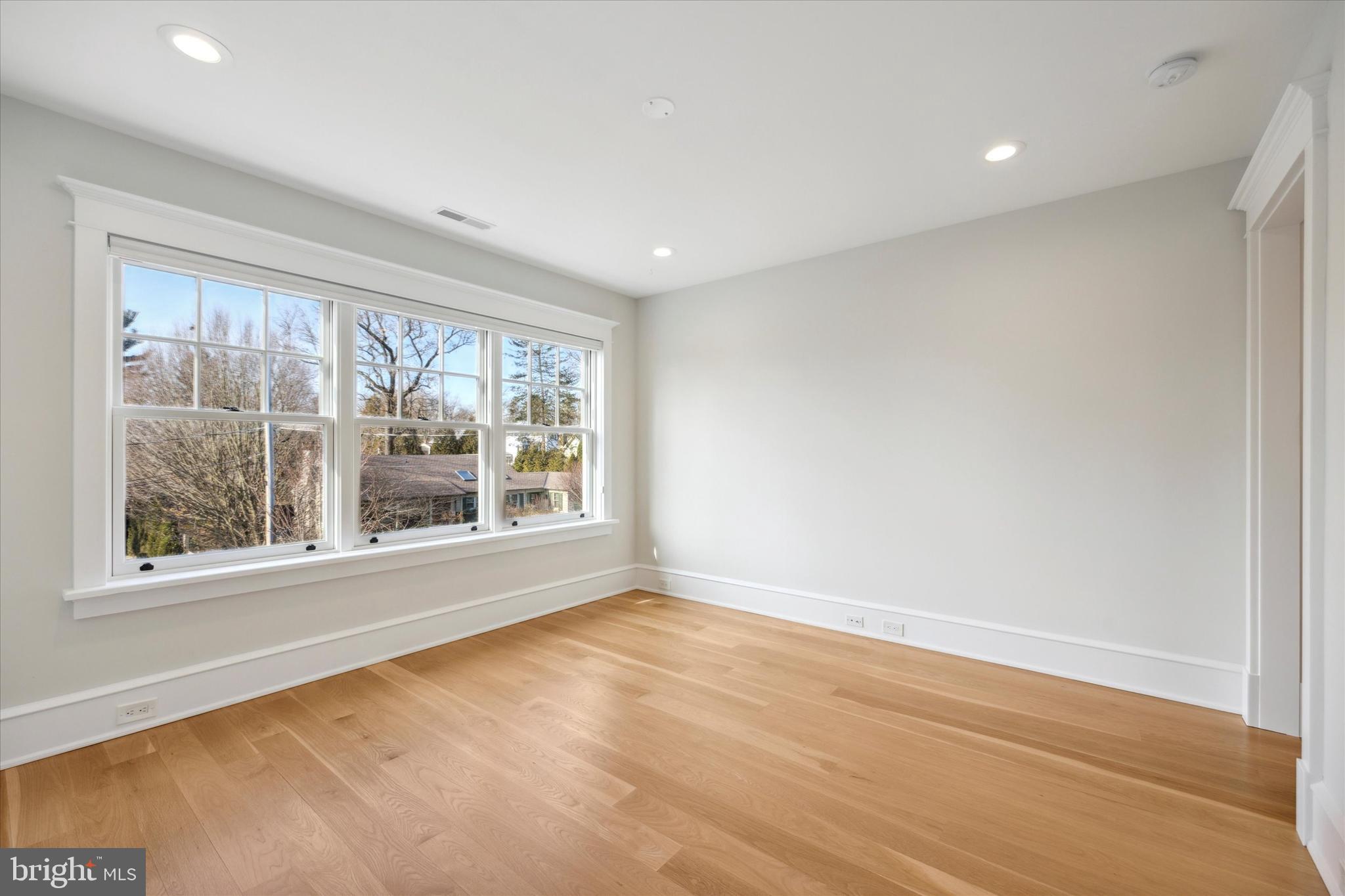 DOYLESTOWN BORO - Residential