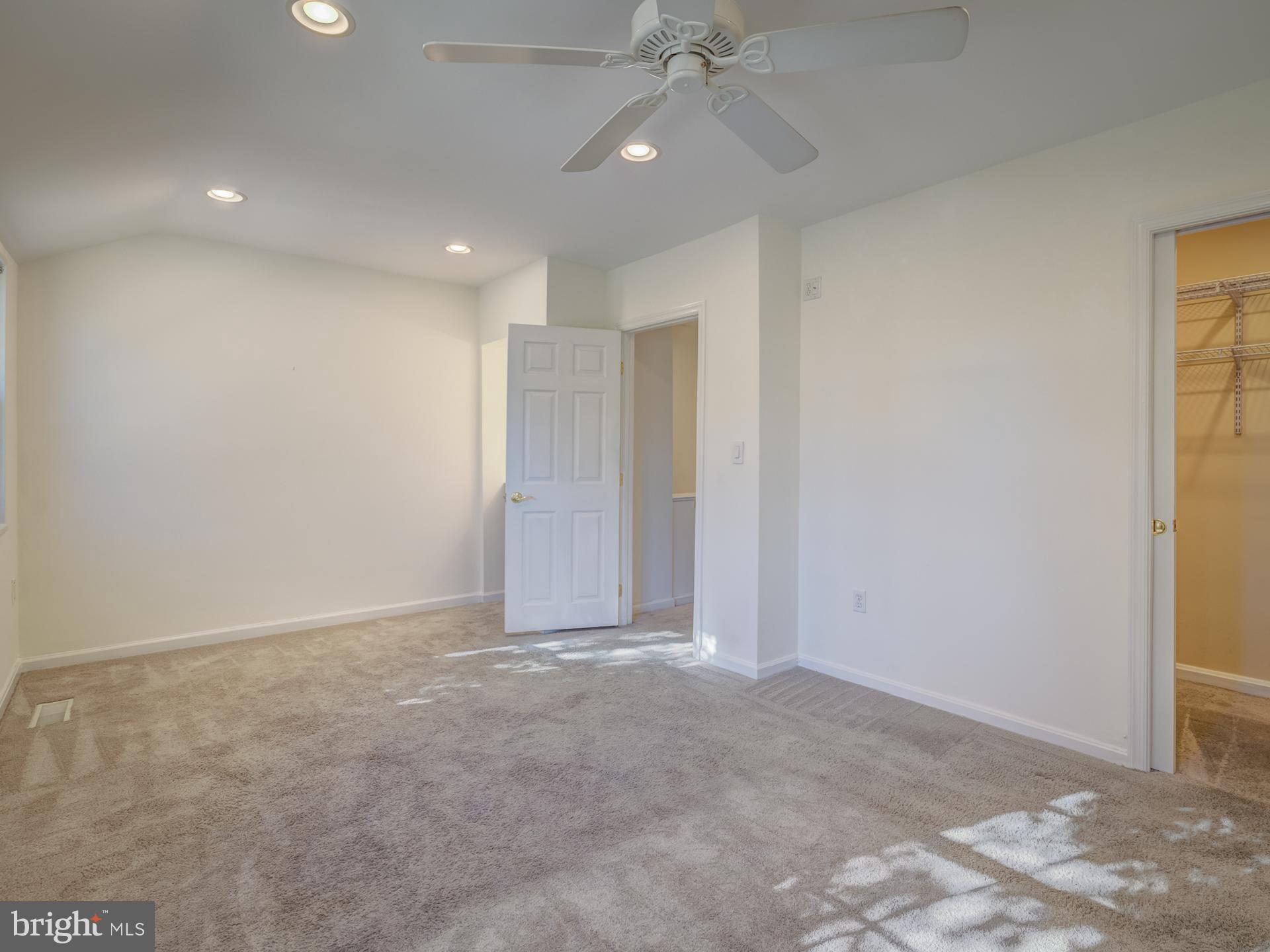 FAIRLINGTON TOWNE - Residential Lease