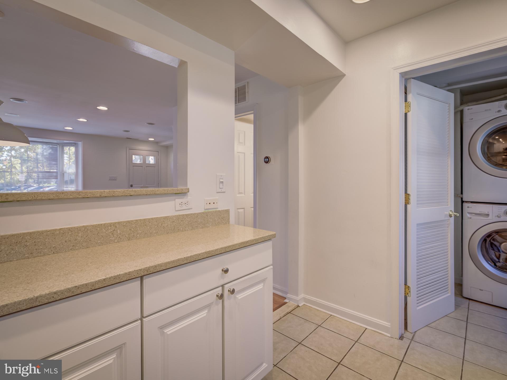 FAIRLINGTON TOWNE - Residential Lease