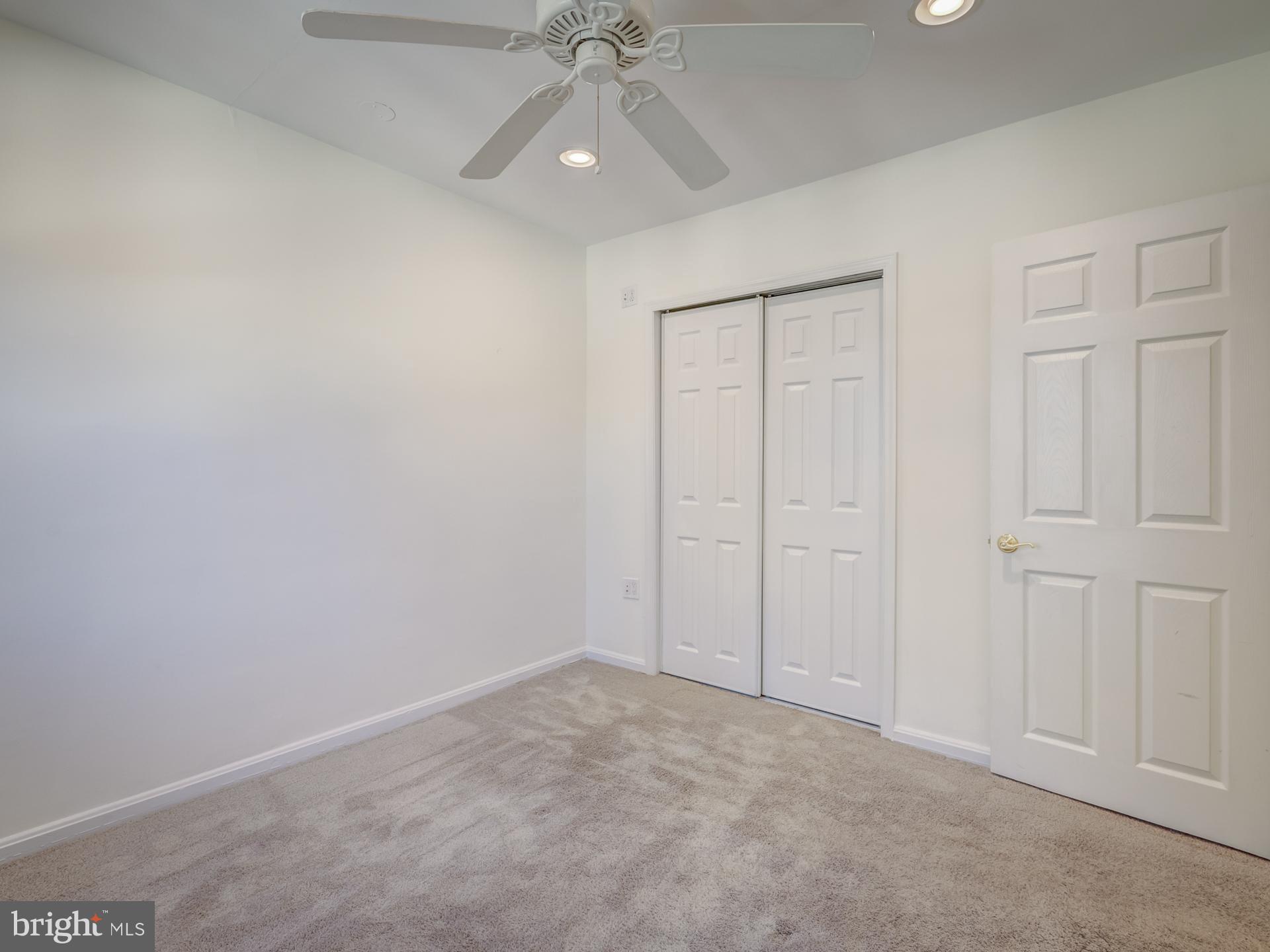 FAIRLINGTON TOWNE - Residential Lease