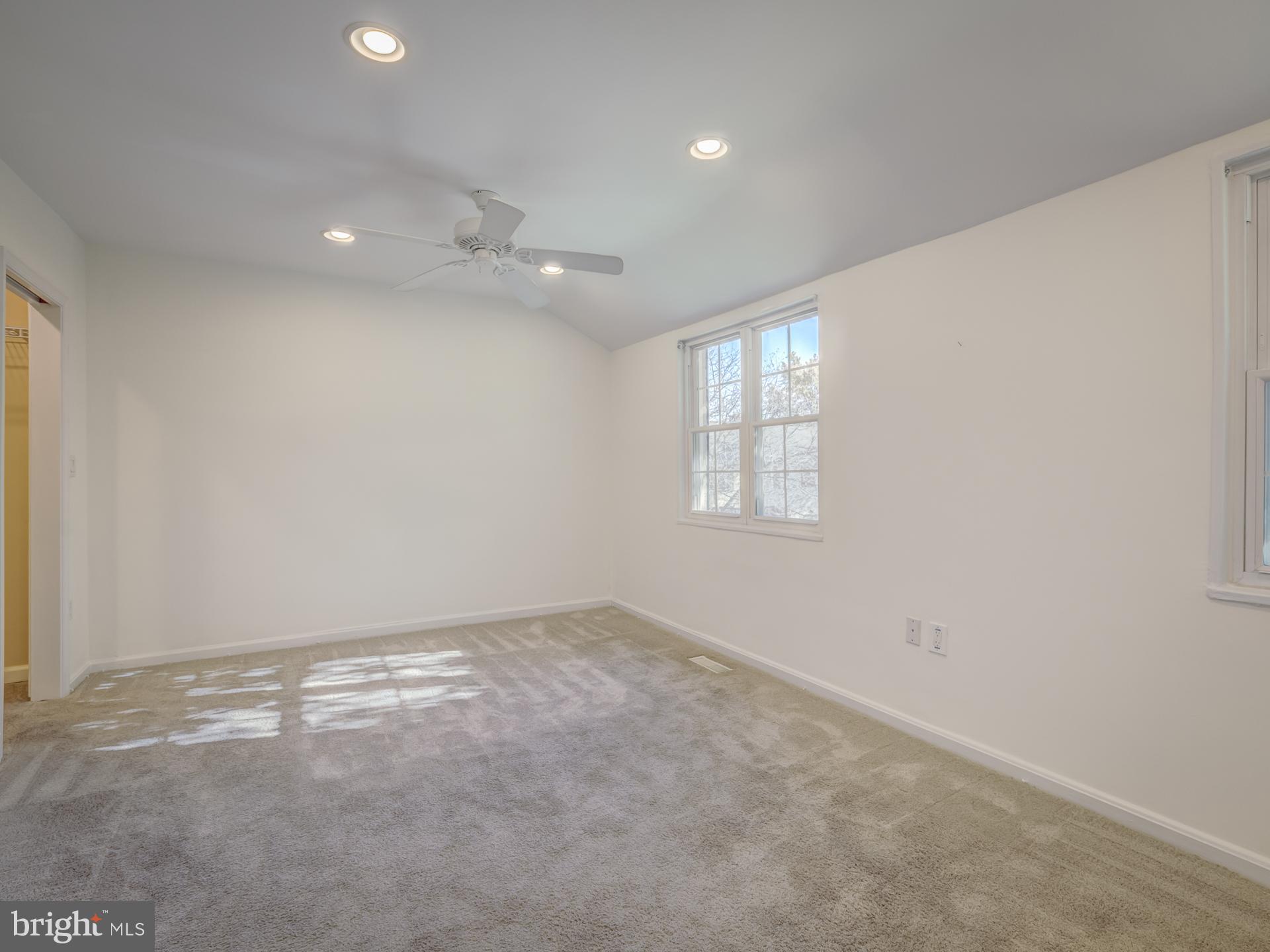 FAIRLINGTON TOWNE - Residential Lease