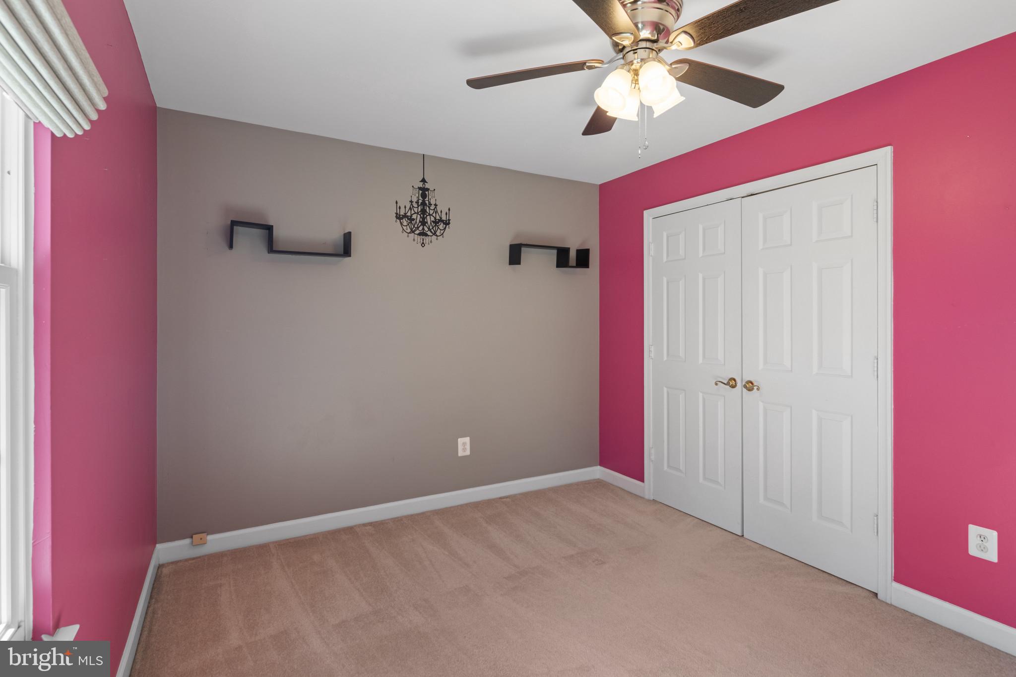 STEEPLE CHASE - Residential