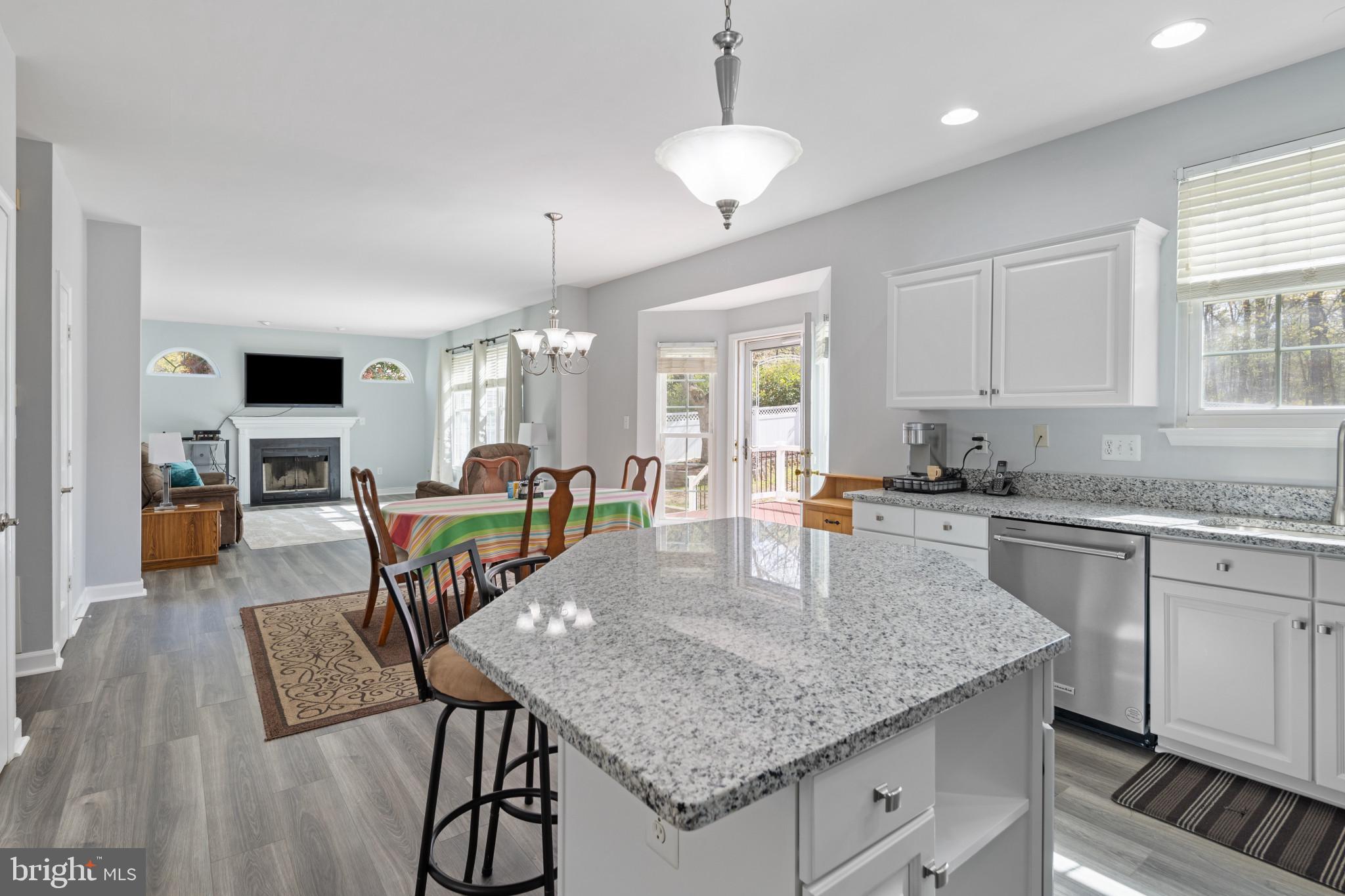 STEEPLE CHASE - Residential