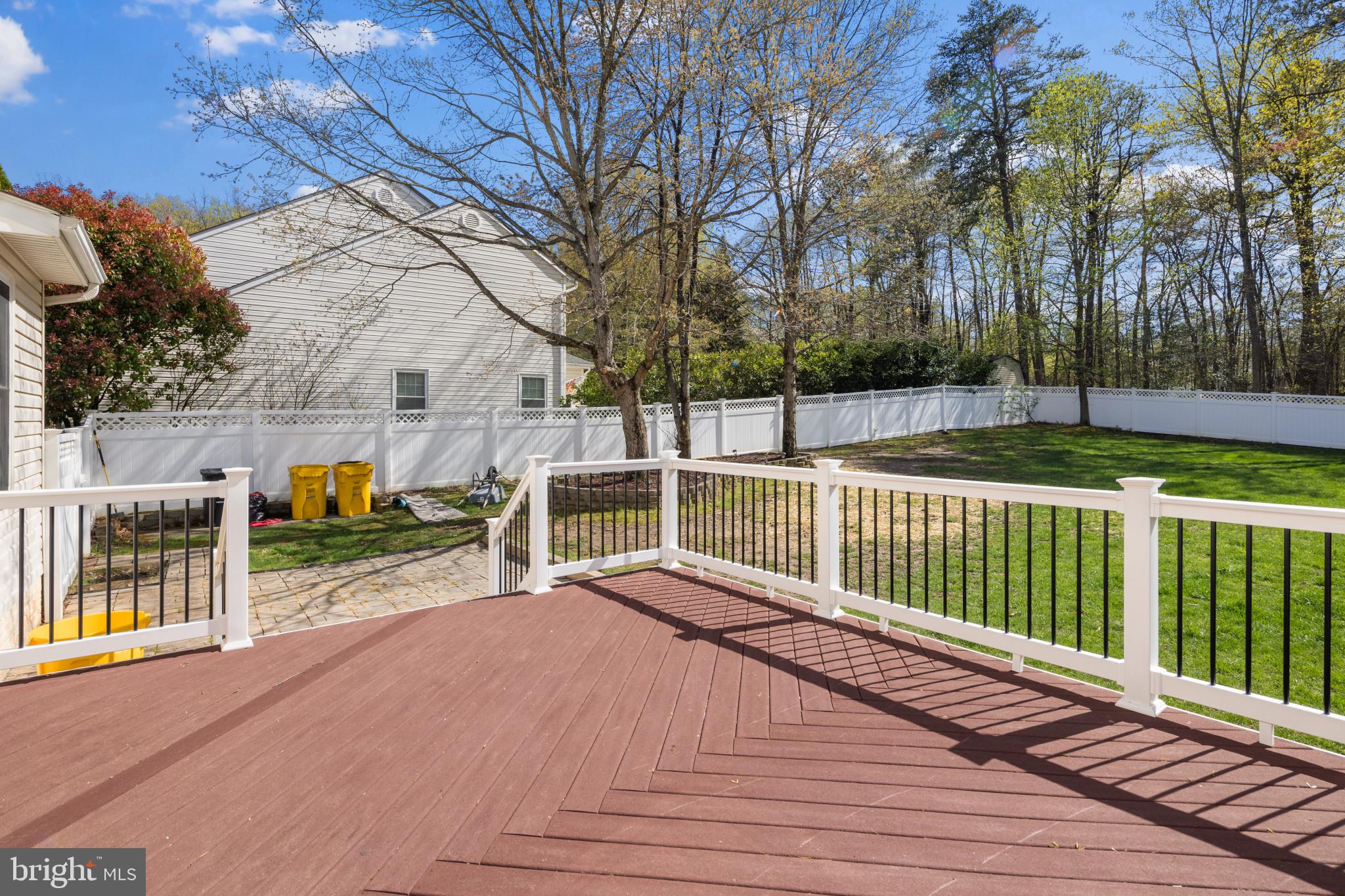 STEEPLE CHASE - Residential