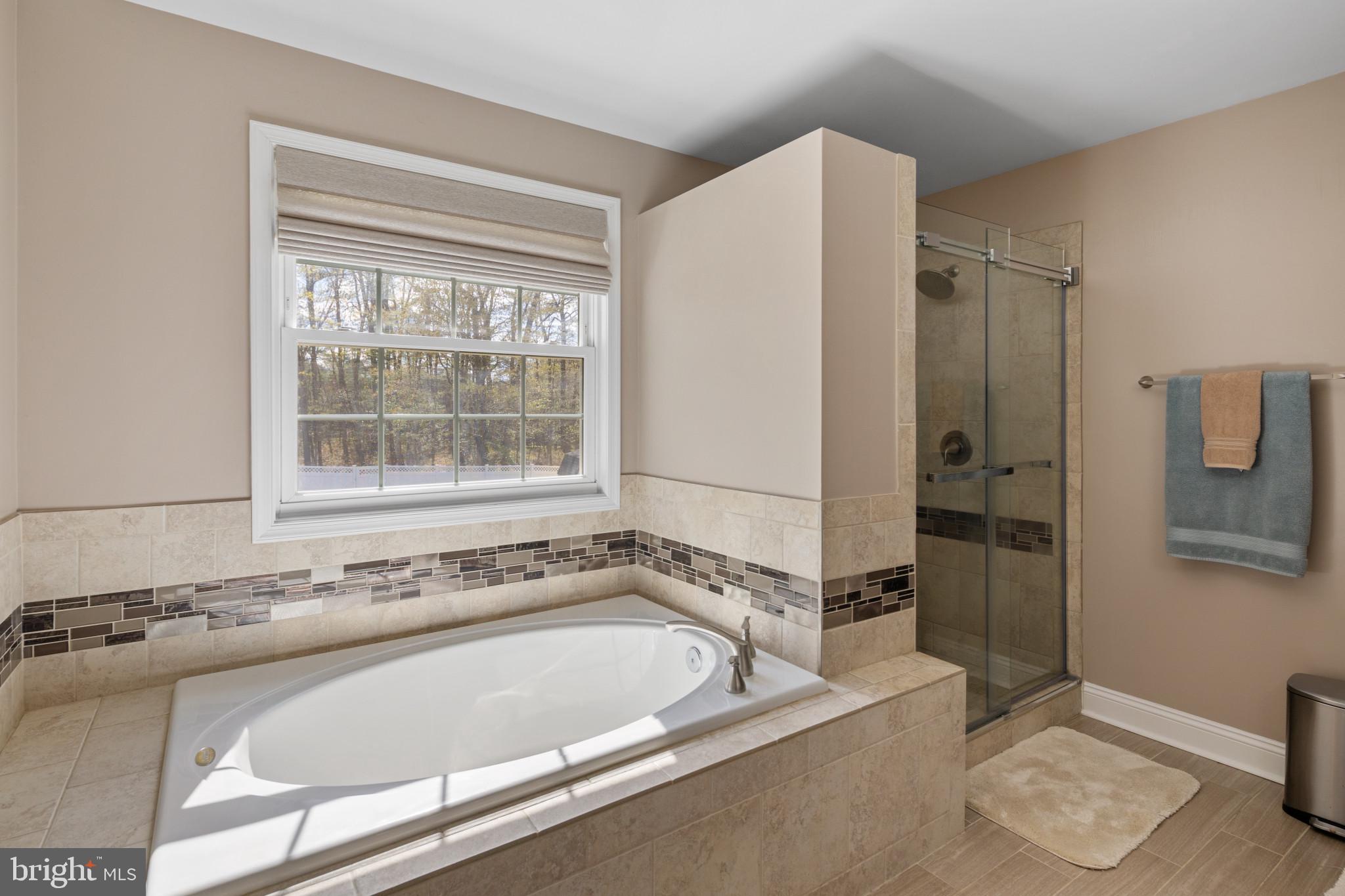 STEEPLE CHASE - Residential