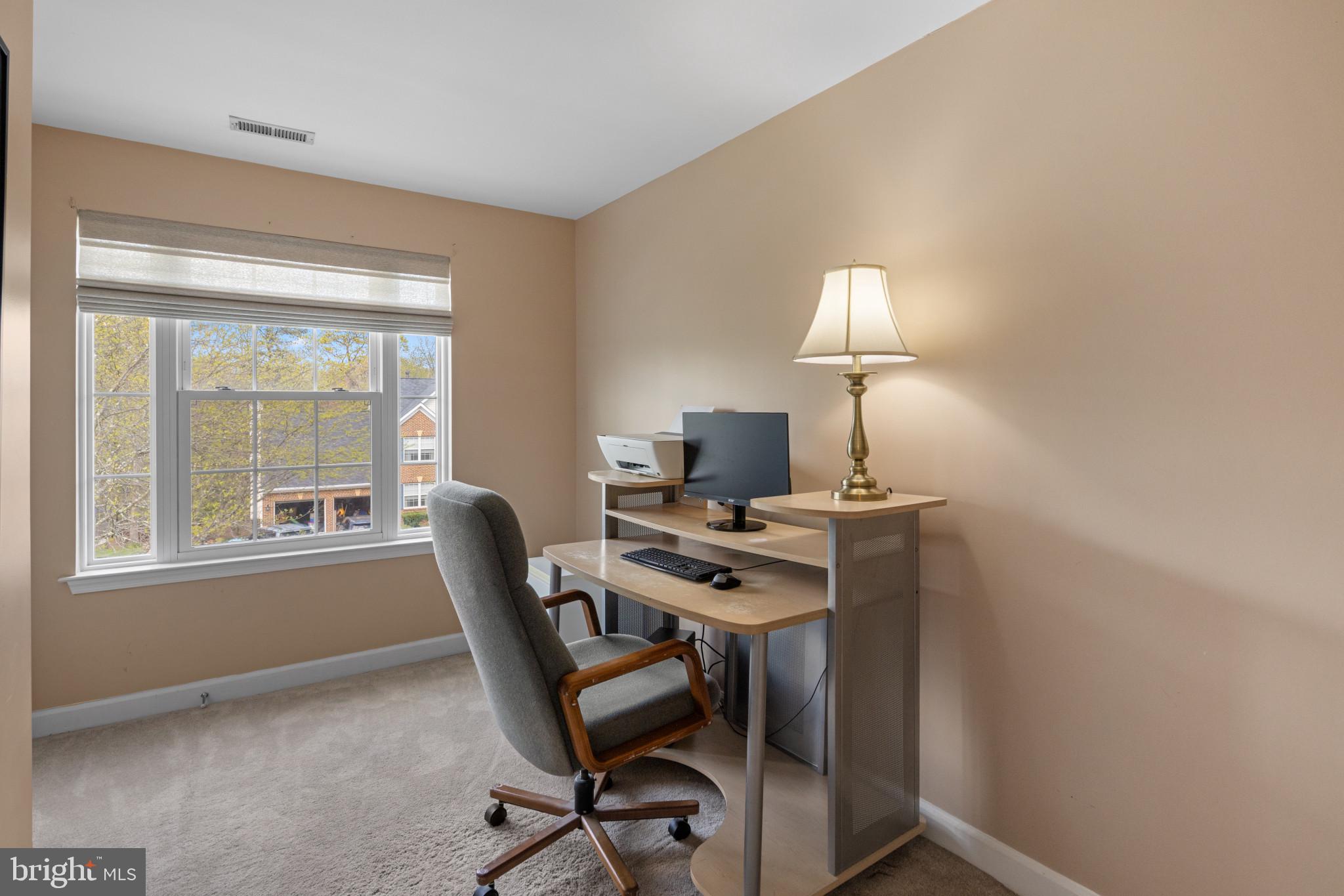 STEEPLE CHASE - Residential