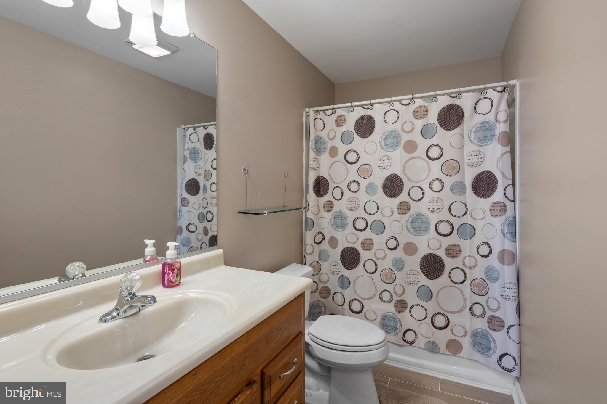 STEEPLE CHASE - Residential