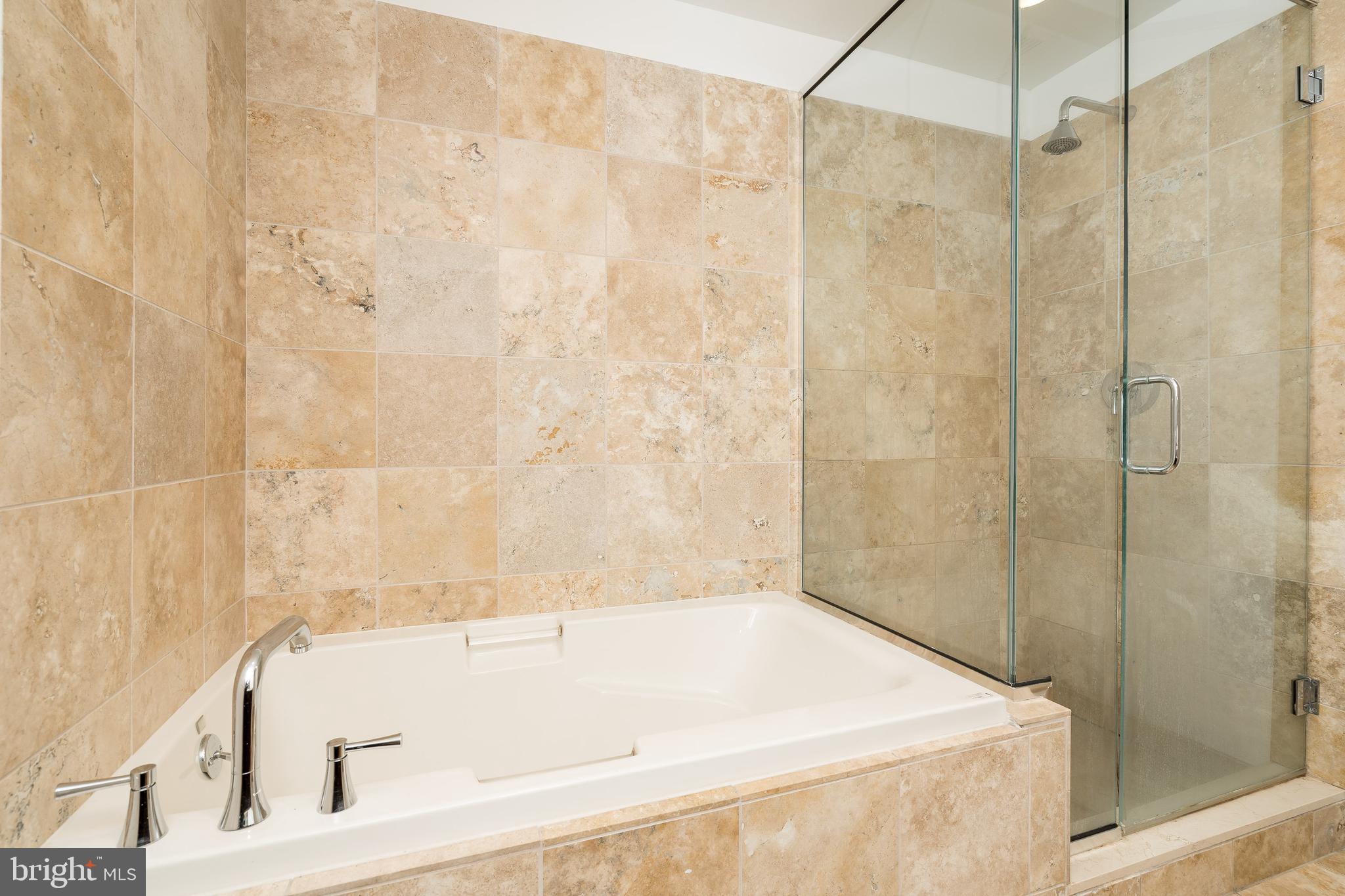 OLD CITY - Residential Lease