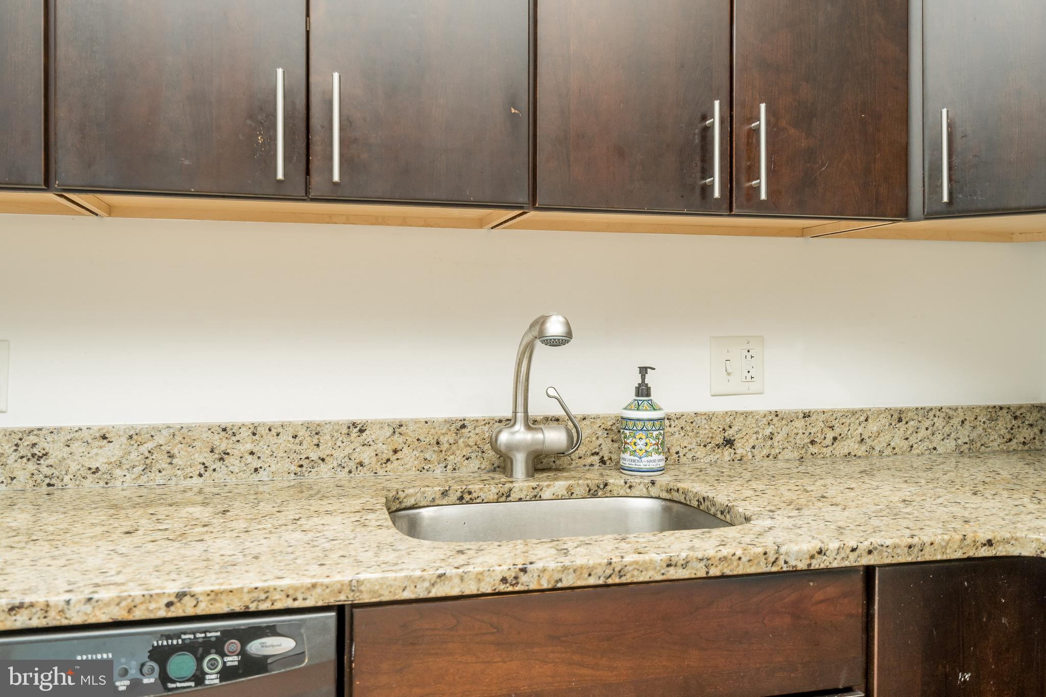 OLD CITY - Residential Lease