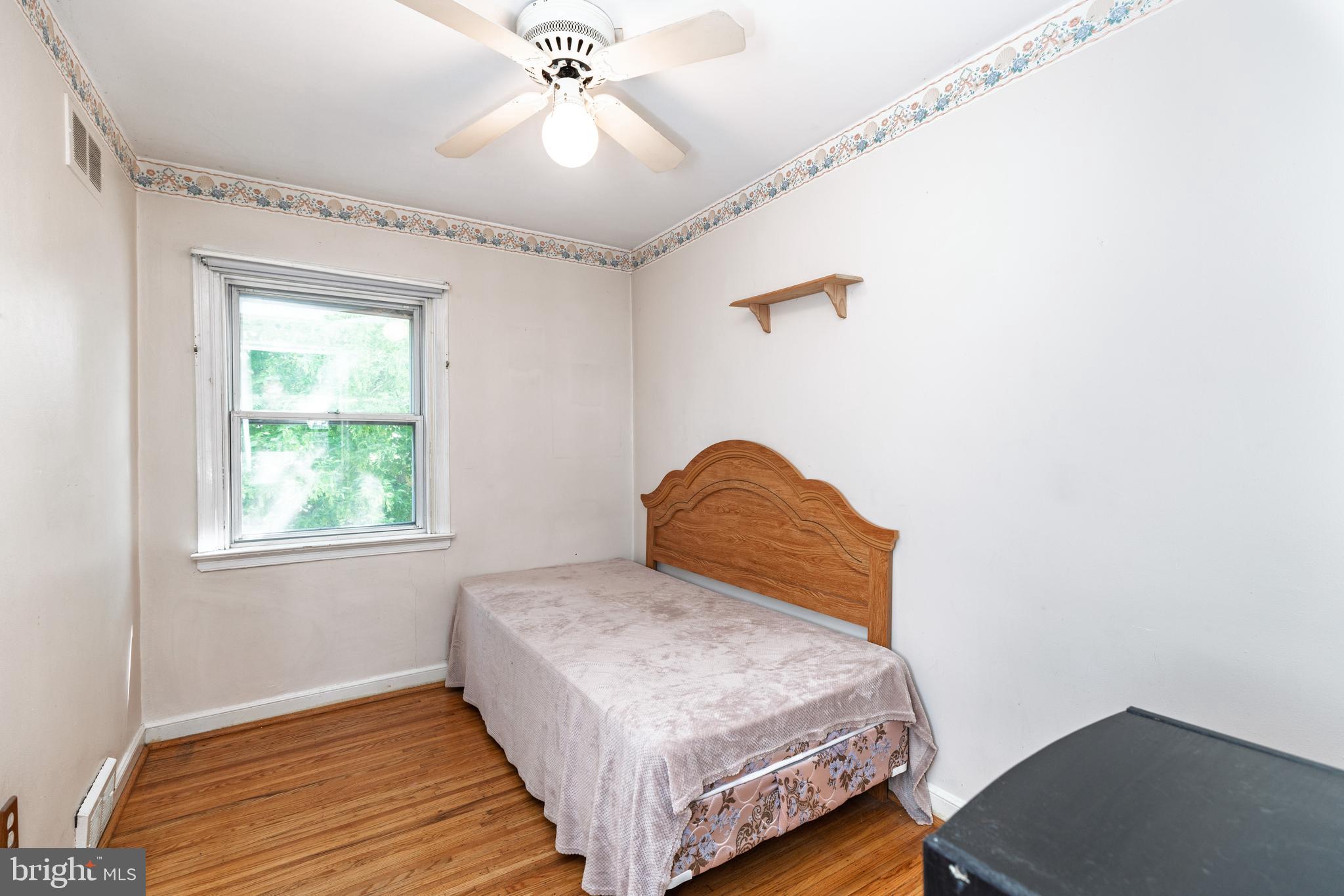 BEVERLY HILLS - Residential