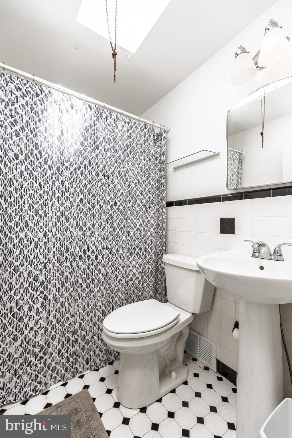 BEVERLY HILLS - Residential