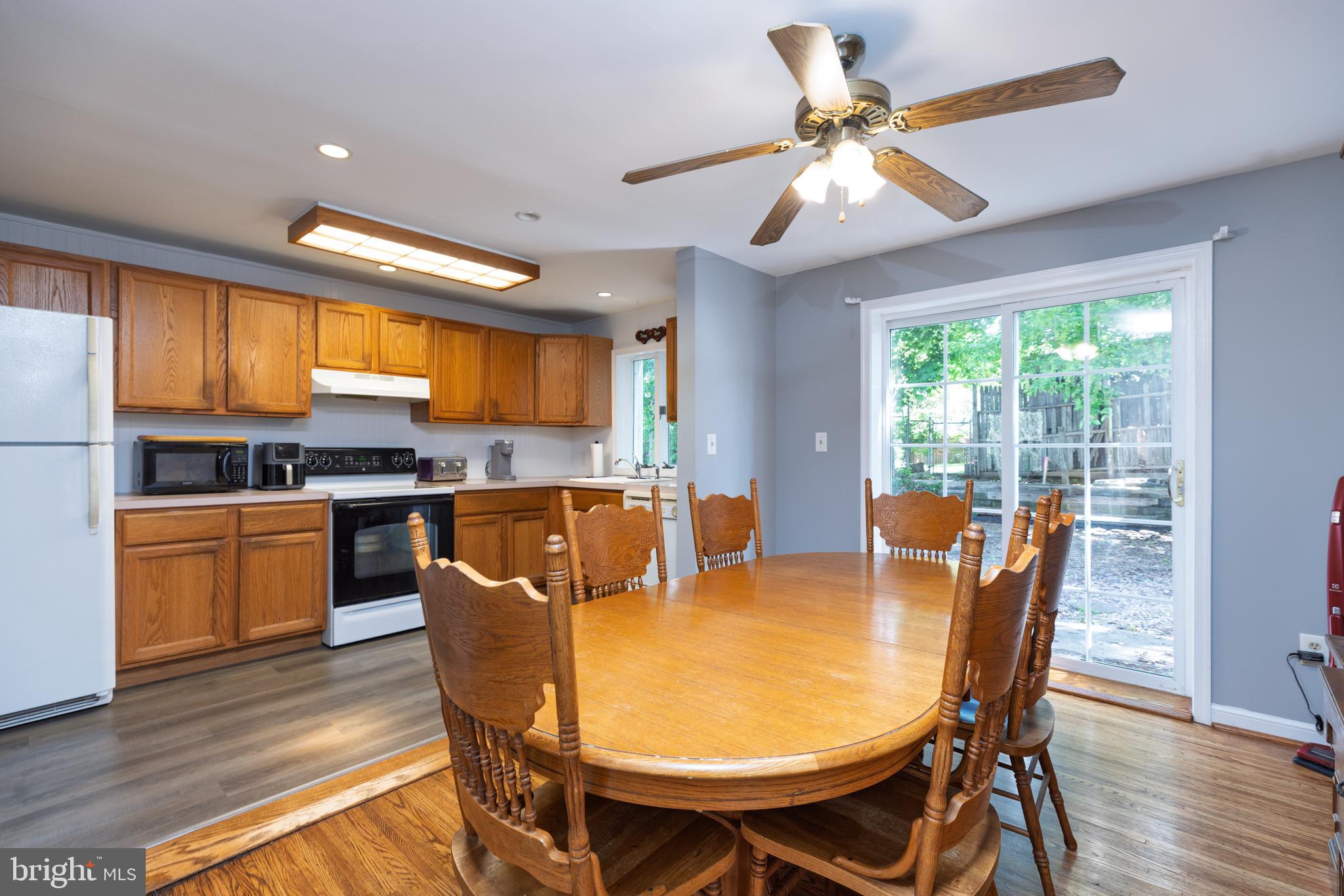 BEVERLY HILLS - Residential