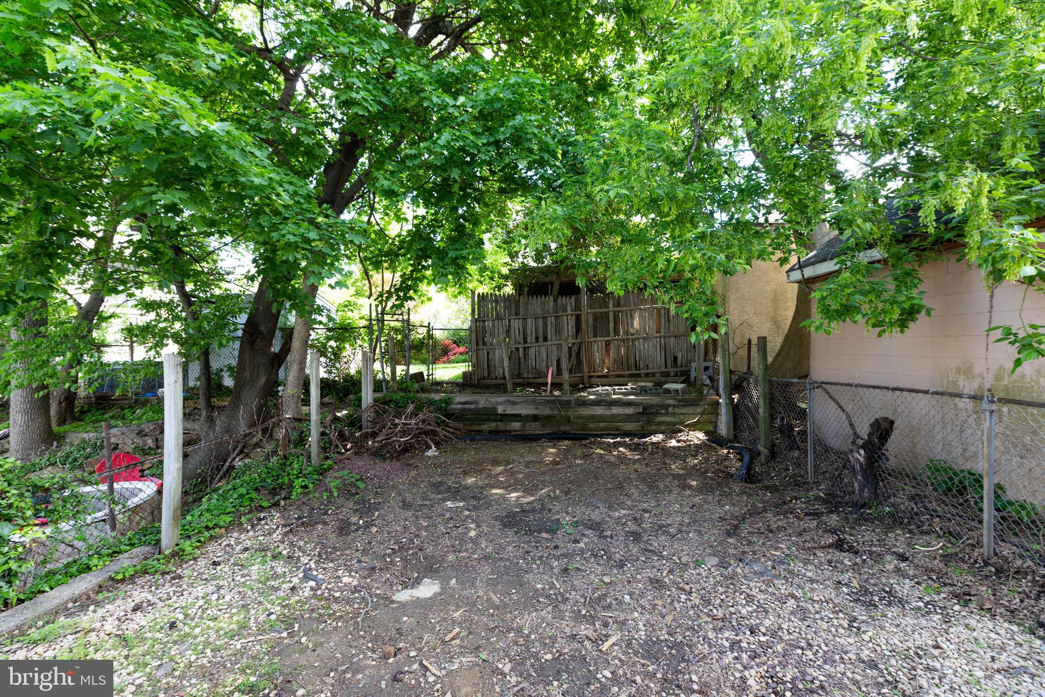 BEVERLY HILLS - Residential