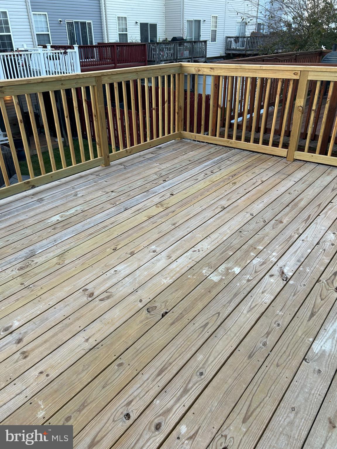 MIDDLE RIVER - Residential