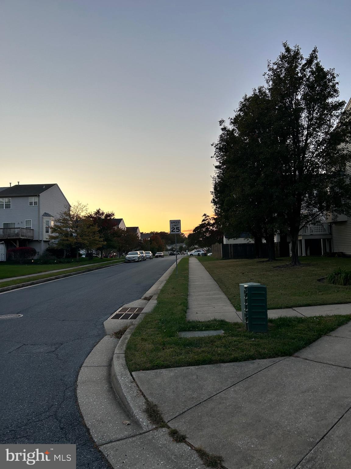 MIDDLE RIVER - Residential