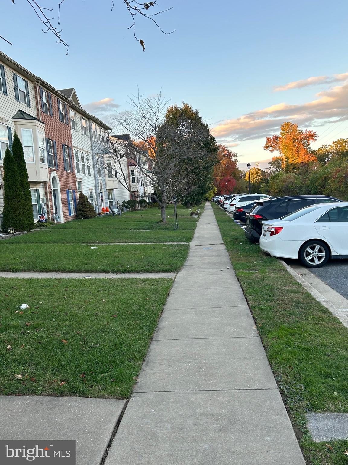 MIDDLE RIVER - Residential