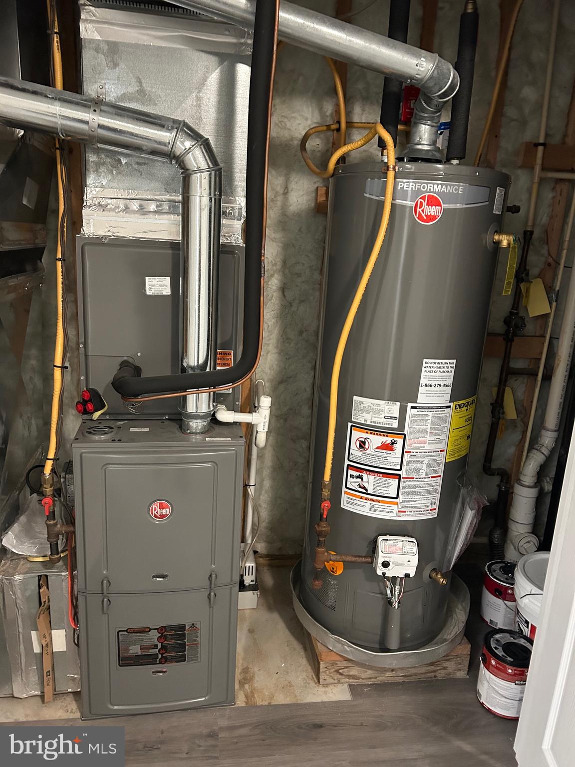 MIDDLE RIVER - Residential