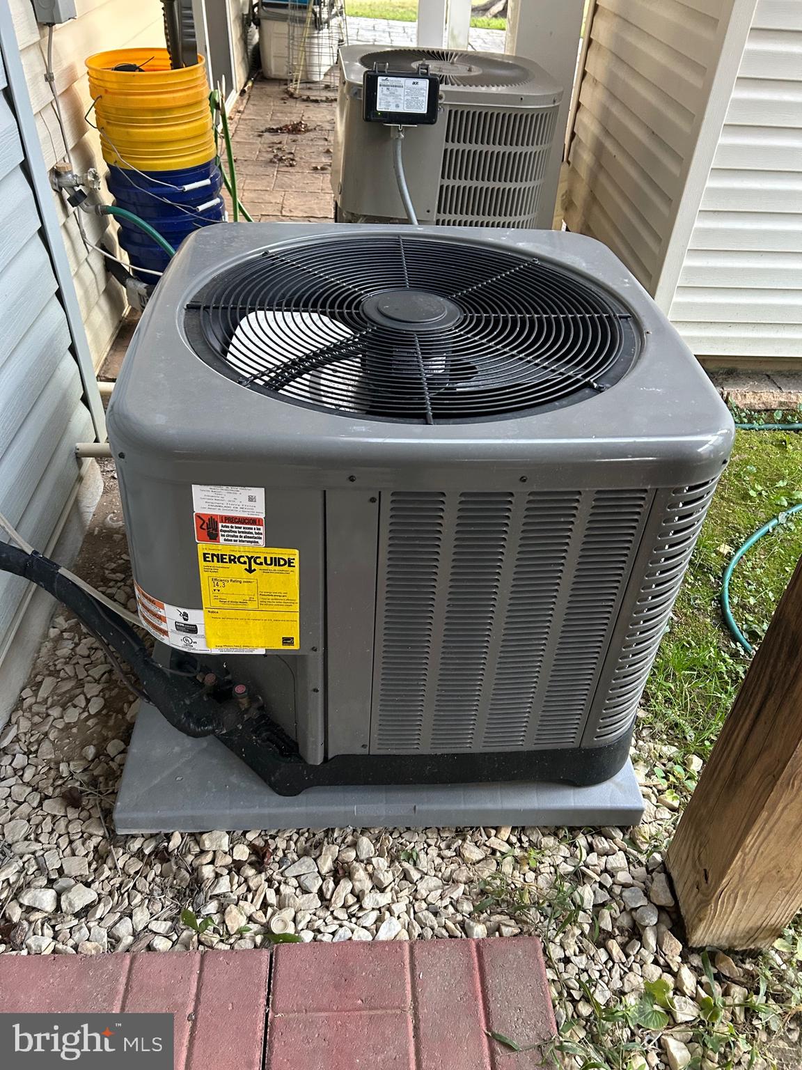 MIDDLE RIVER - Residential