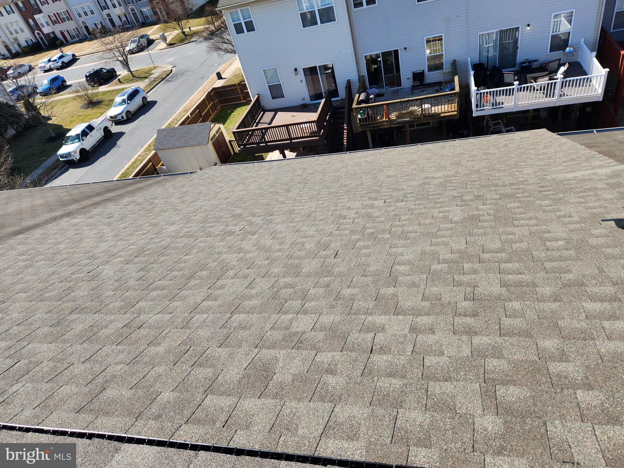 MIDDLE RIVER - Residential