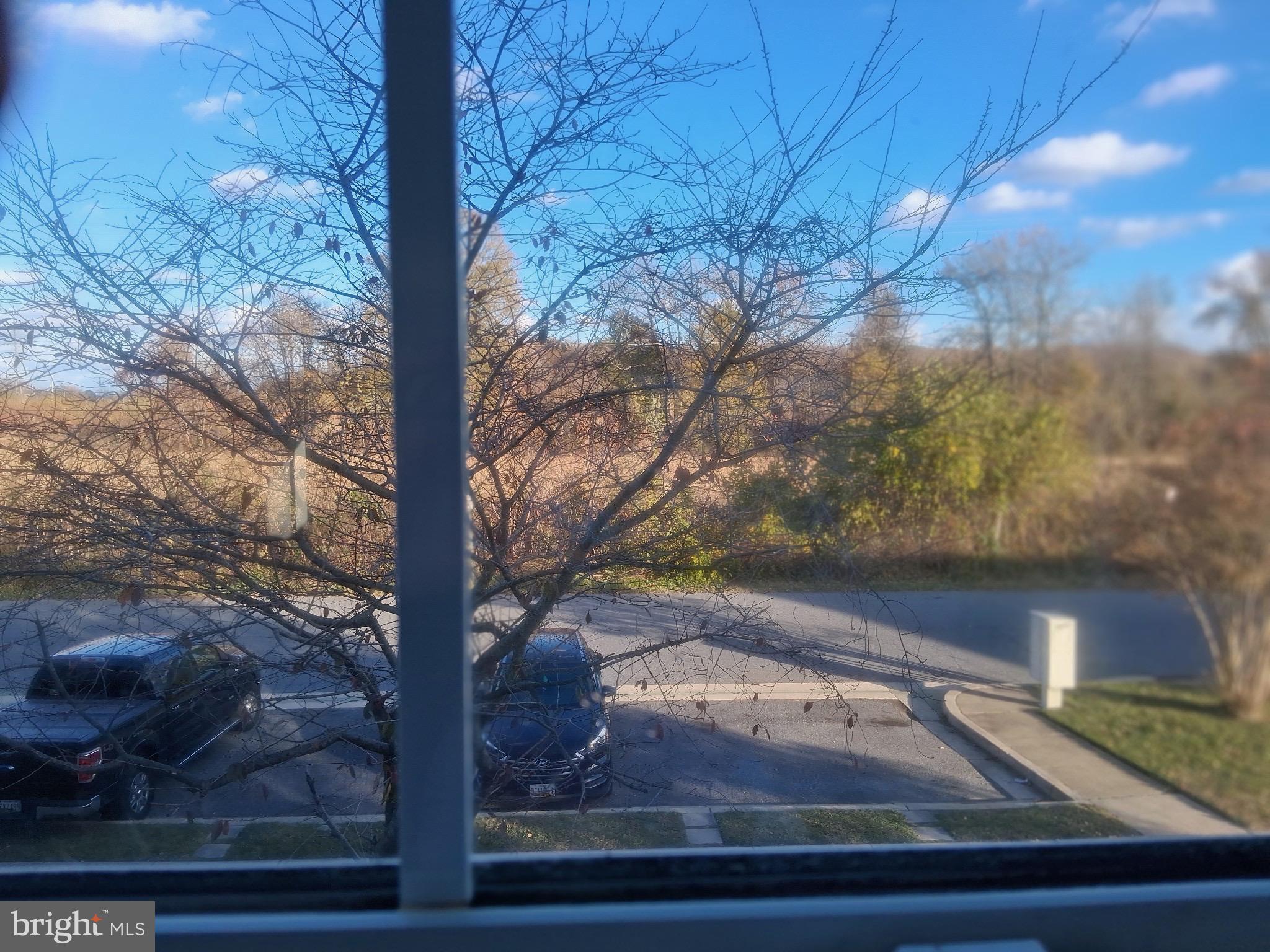 MIDDLE RIVER - Residential