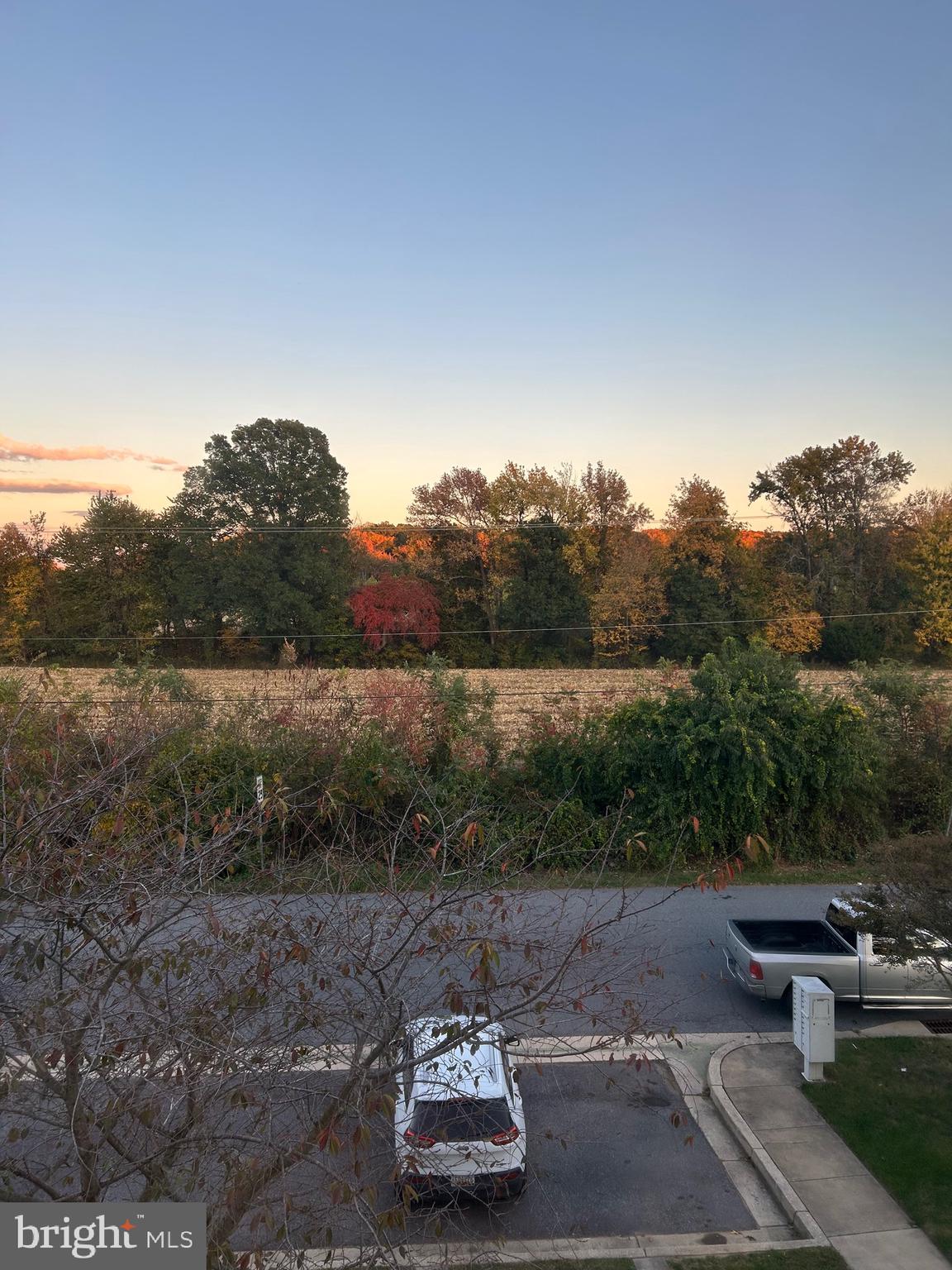 MIDDLE RIVER - Residential