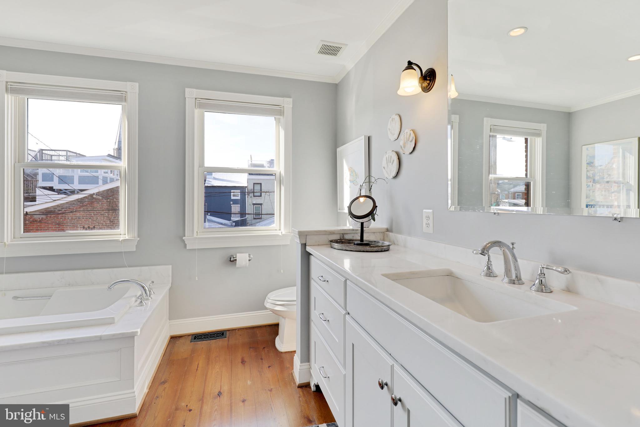 FELLS POINT HISTORIC DISTRICT - Residential