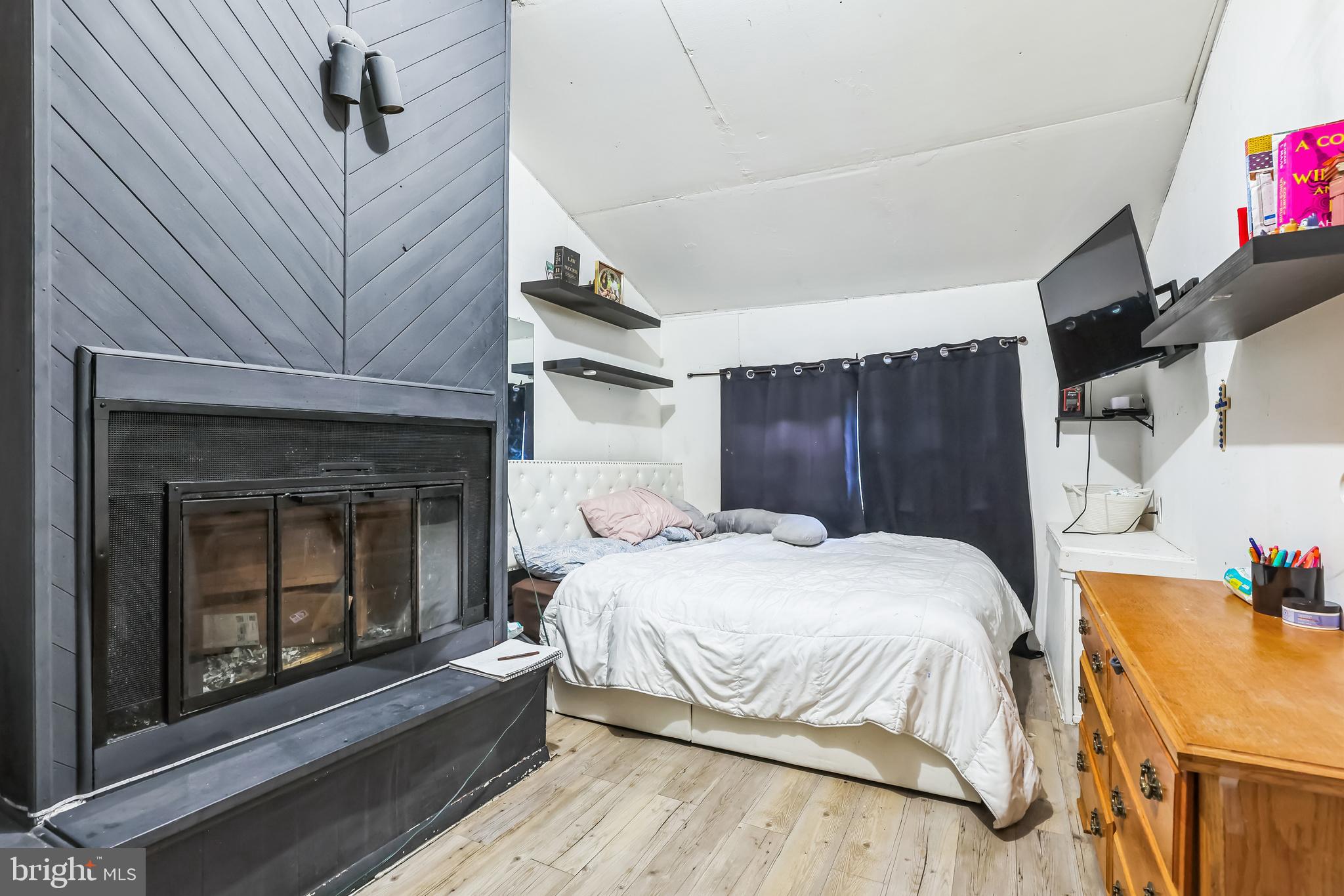 CENTER SQ GREEN - Residential