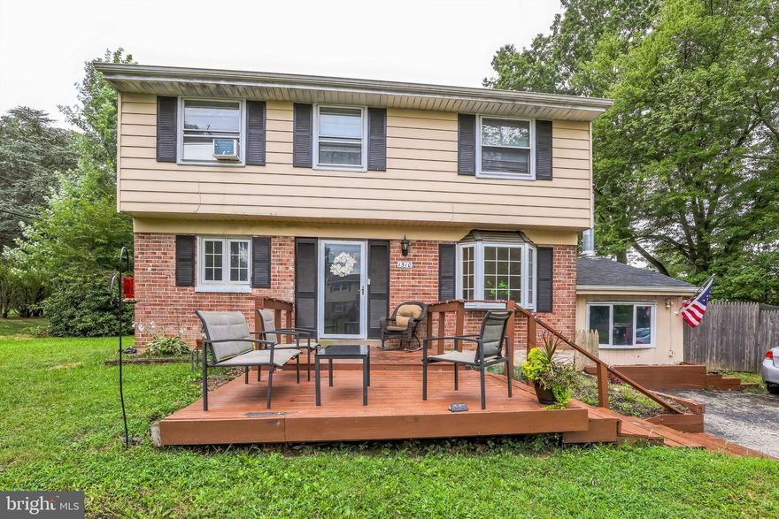 Amazing opportunity to buy in the highly desirable Center Sq Green neighborhood.
Spacious Split level 5-bedroom, 2.5-bath single-family home.  Walk up the driveway to the generously sized and recently stained front porch and into this inviting home. The main floor has laminate flooring with an open kitchen is to your left with Stainless Steel appliances and a large pantry with fun and rustic barn door. On the other side of the room is the wide open dining area.
Upstairs are original wooden flooring and the 3 large bedrooms with recently renovated full hallway bathroom. On the 3rd level of the home are two more bedrooms and a full bathroom. The basement or lower level offers  a very comfortable living room area with two extra bonus rooms with mini splits, a gas fireplace and  full laundry room.  Main and lower levels offer many windows with lots of sunlight. 
The serene and beautiful backyard  greets you with  the large covered patio, shed and an recently       fenced in
 in-ground pool offering countless hours of entertainment. 
There is a Crawl Space out back
HVAC was replaced in 2021, new Roof 2020, Water heater 2020, new breakers 2021
This home has tons of potential but it needs some work and is priced accordingly. Excellent opportunity for the right buyers.