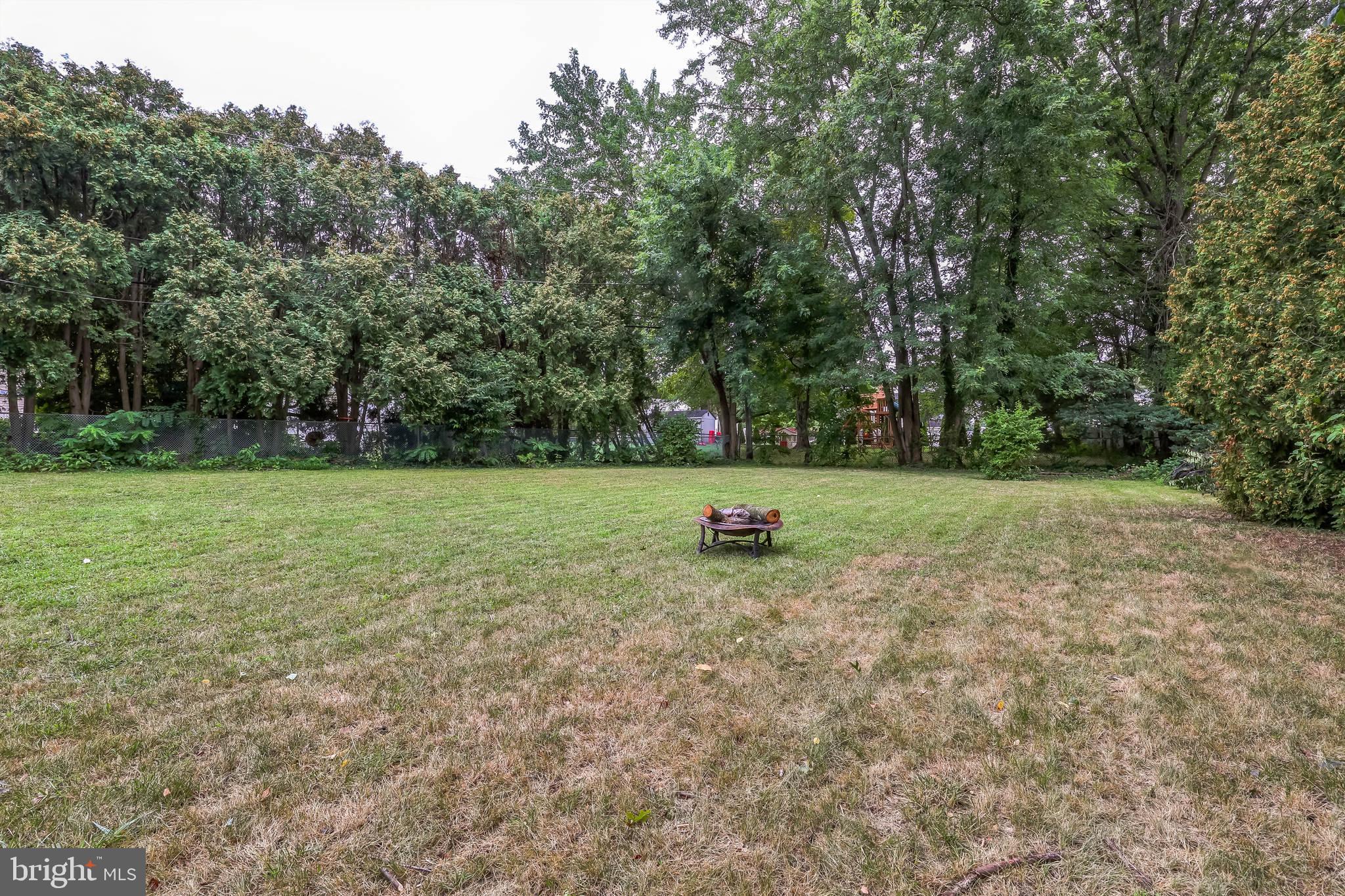 CENTER SQ GREEN - Residential