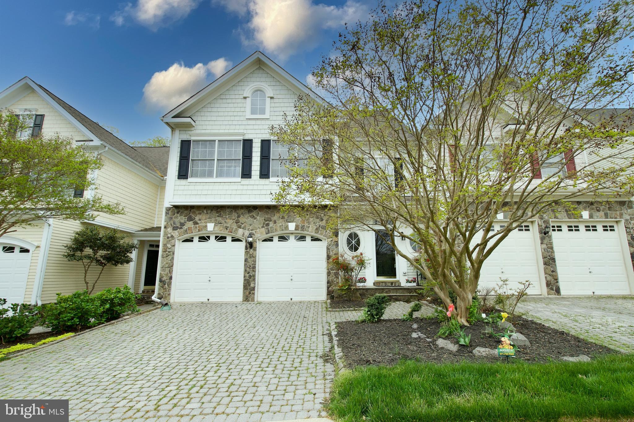 POWELLS LANDING - Residential Lease