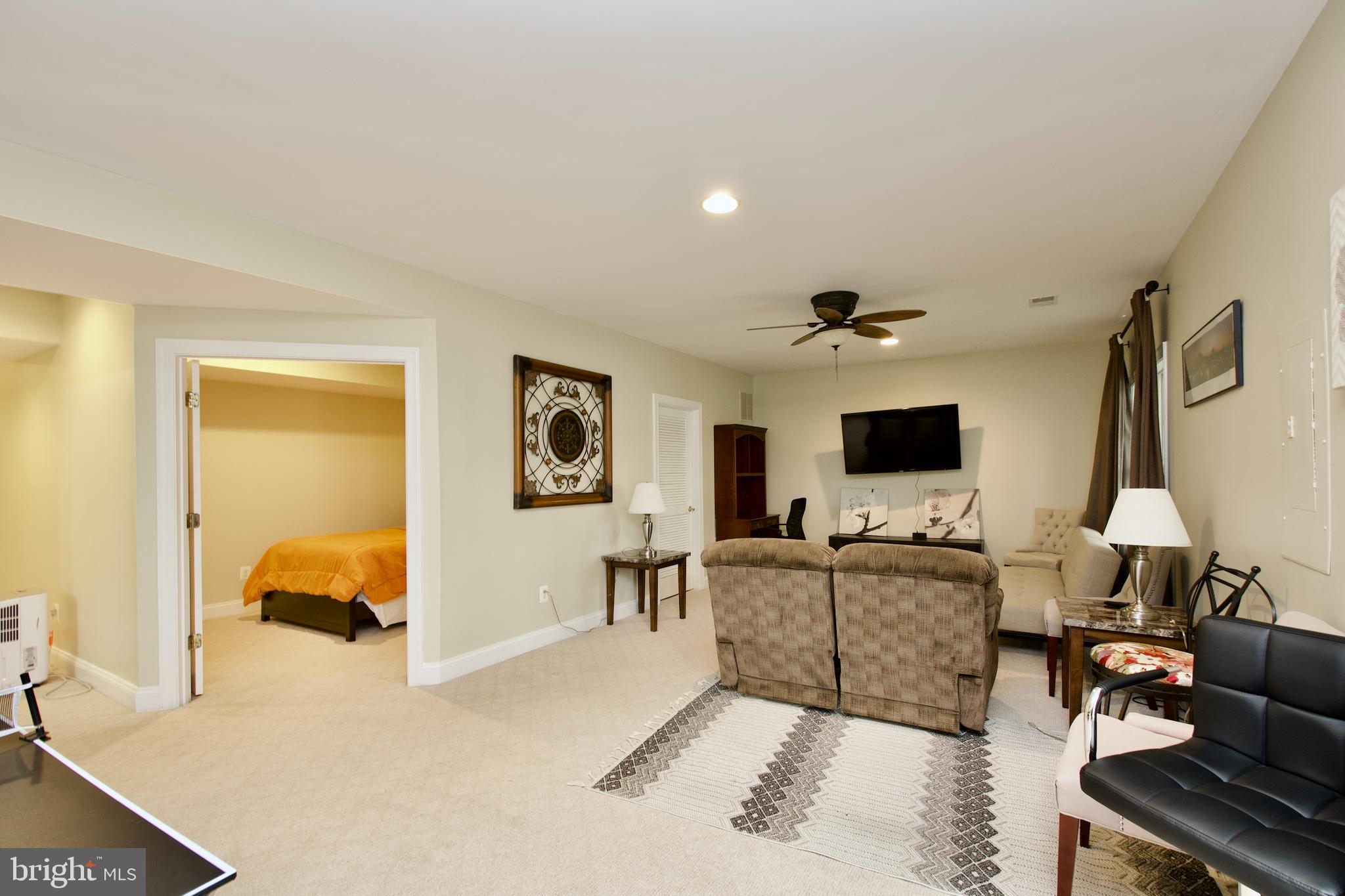 POWELLS LANDING - Residential Lease