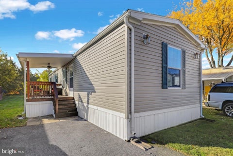 Photo for 12 CRYSTAL AVENUE