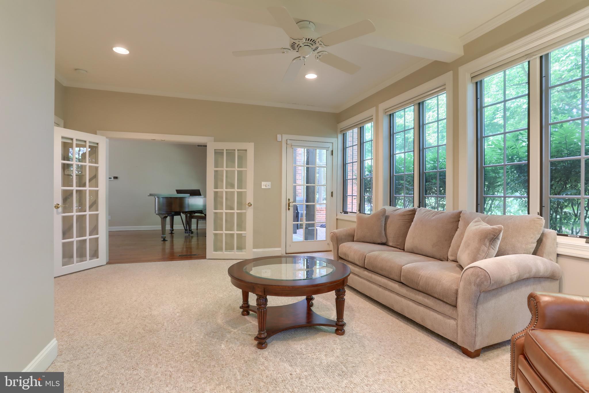 STONEY RUN - Residential