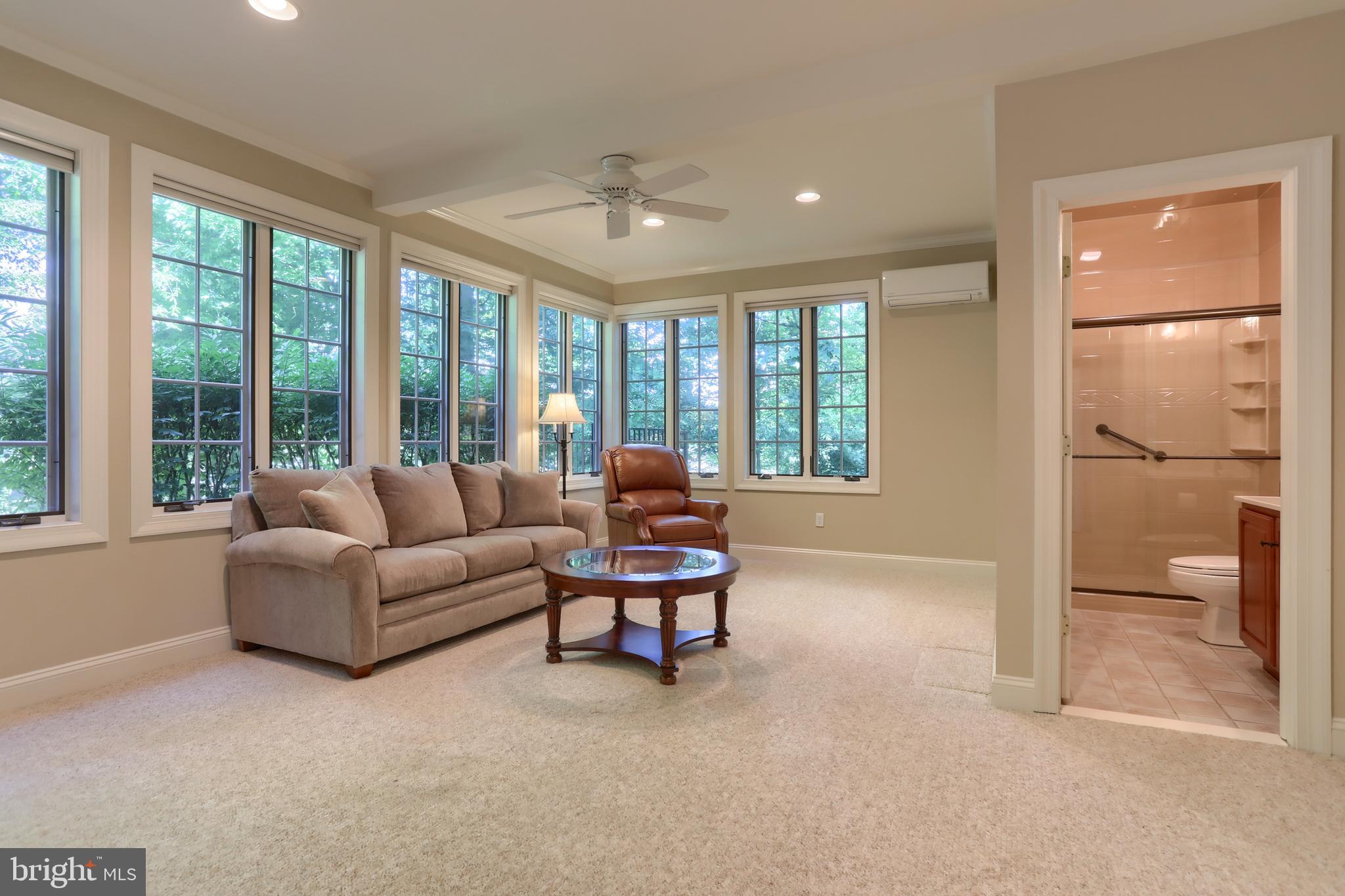 STONEY RUN - Residential