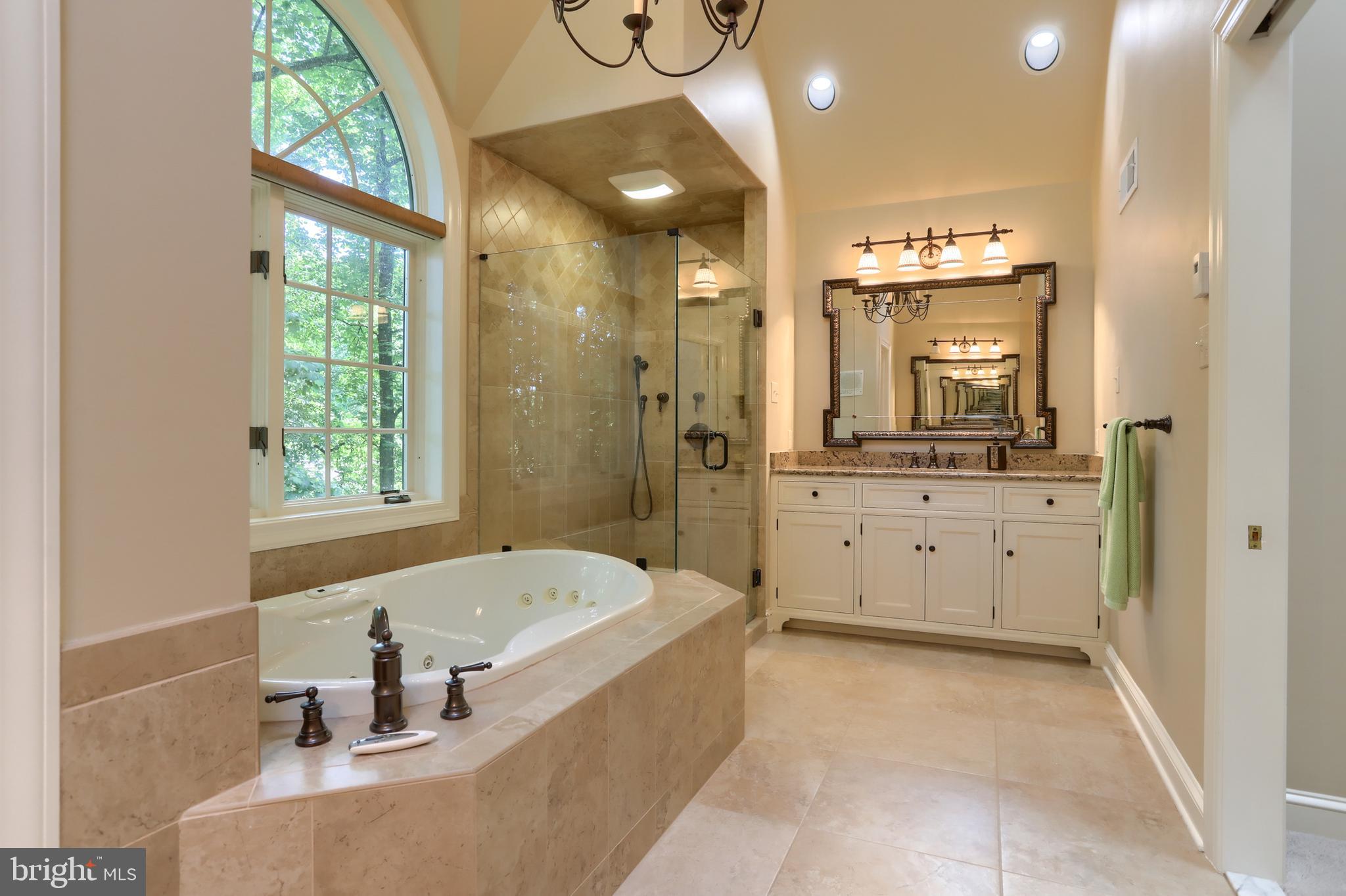 STONEY RUN - Residential